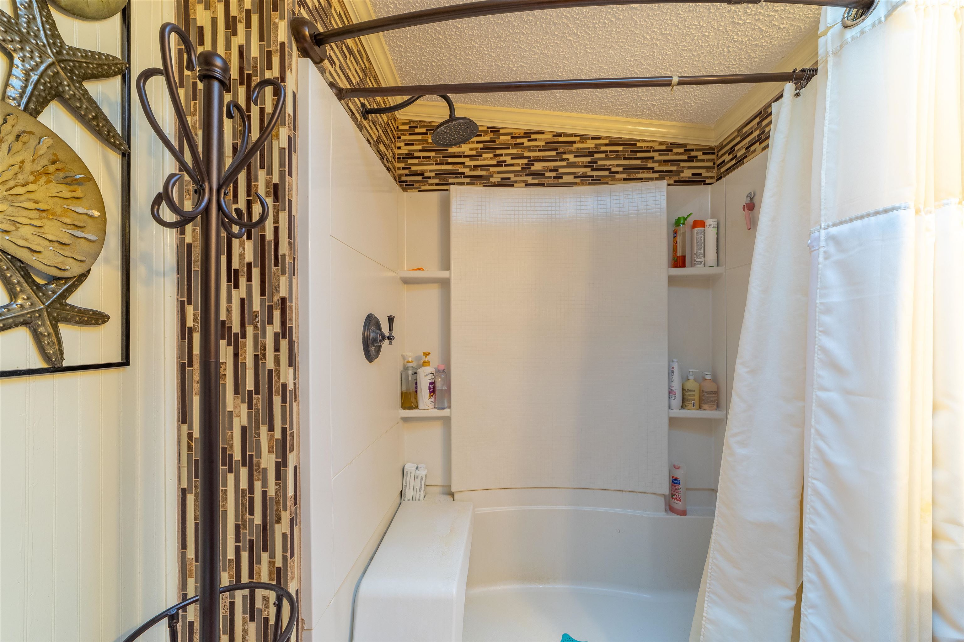 Image 39 of 74 For 10545 Carpenter Ave