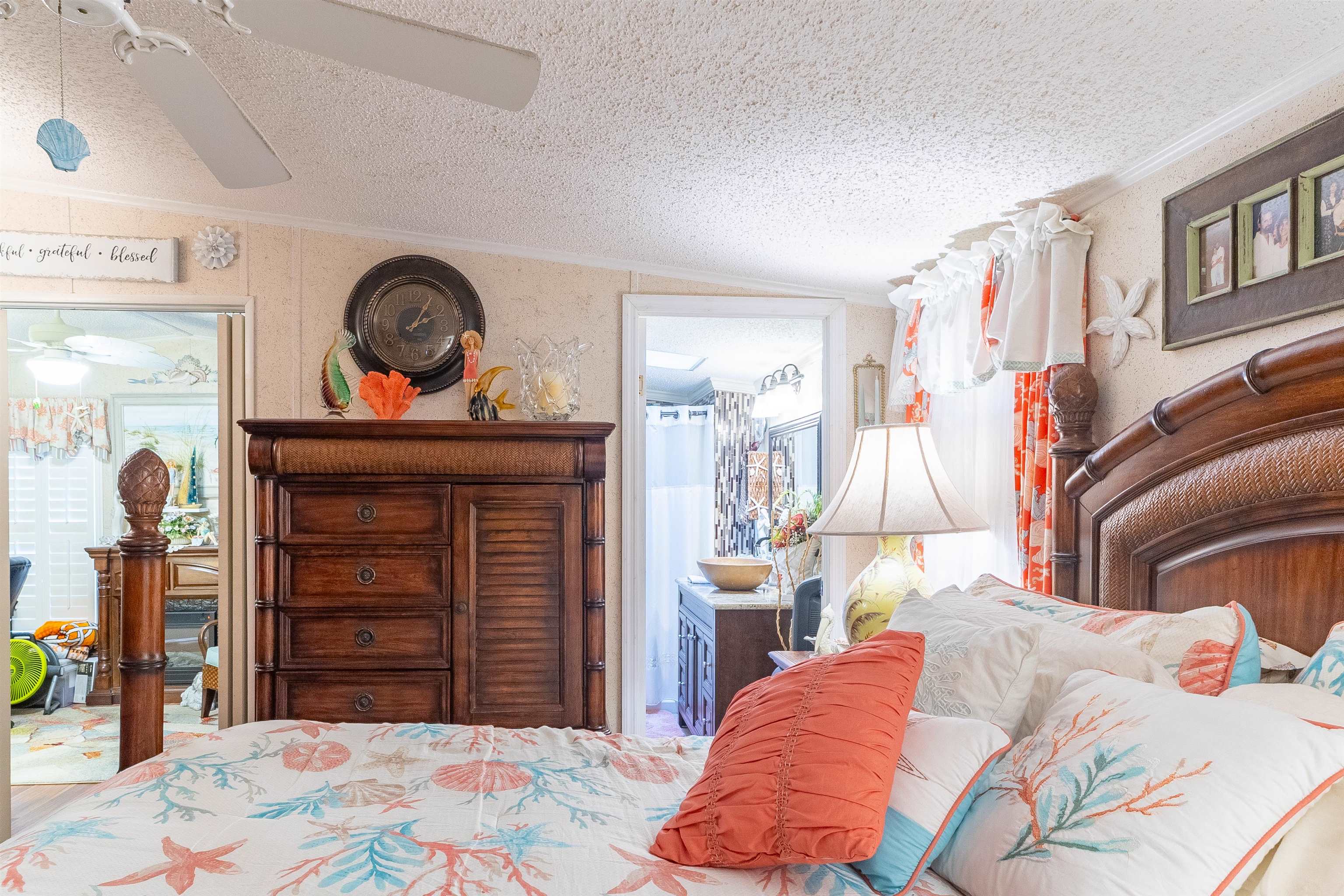 Image 43 of 74 For 10545 Carpenter Ave