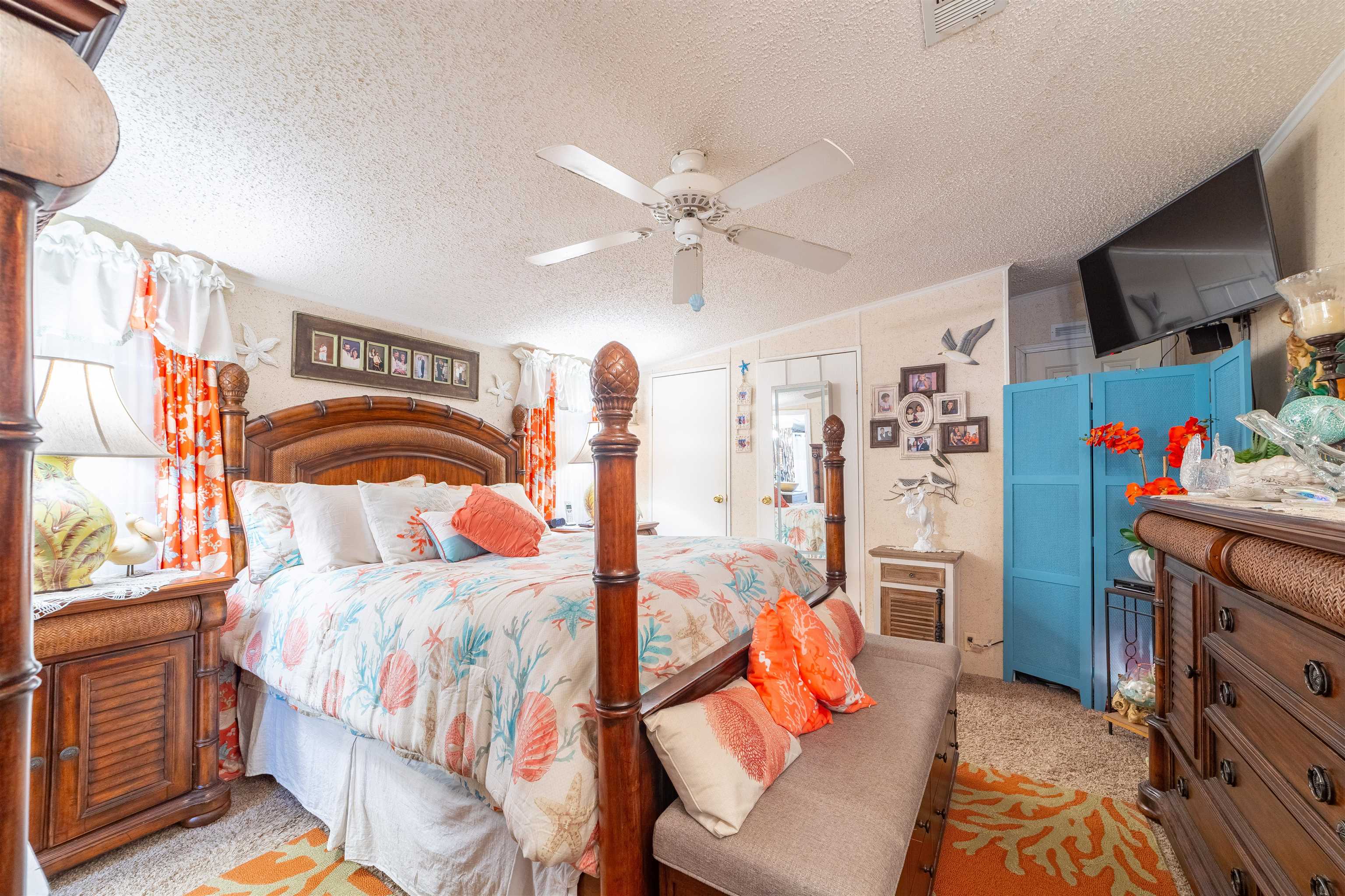 Image 46 of 74 For 10545 Carpenter Ave