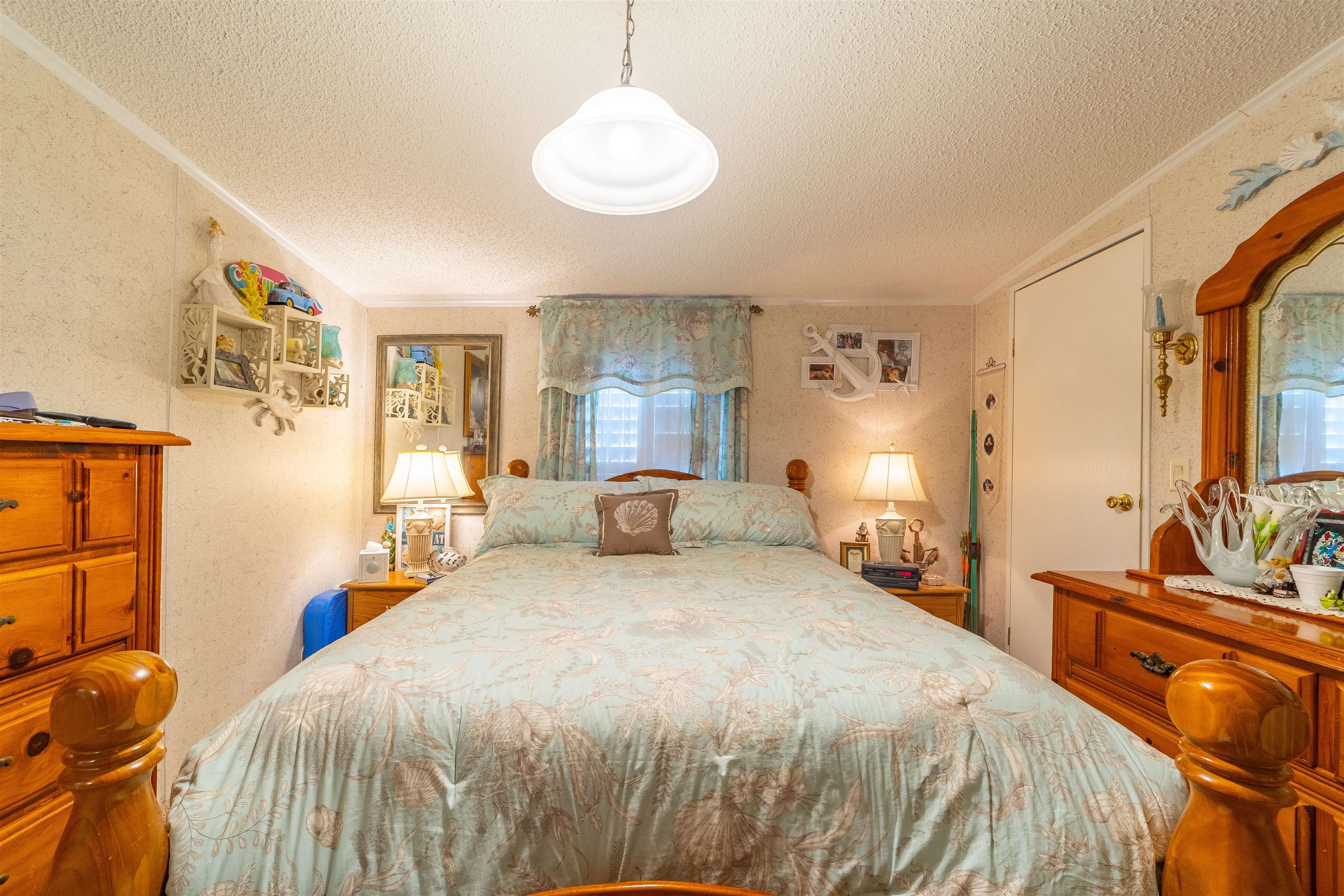 Image 56 of 74 For 10545 Carpenter Ave