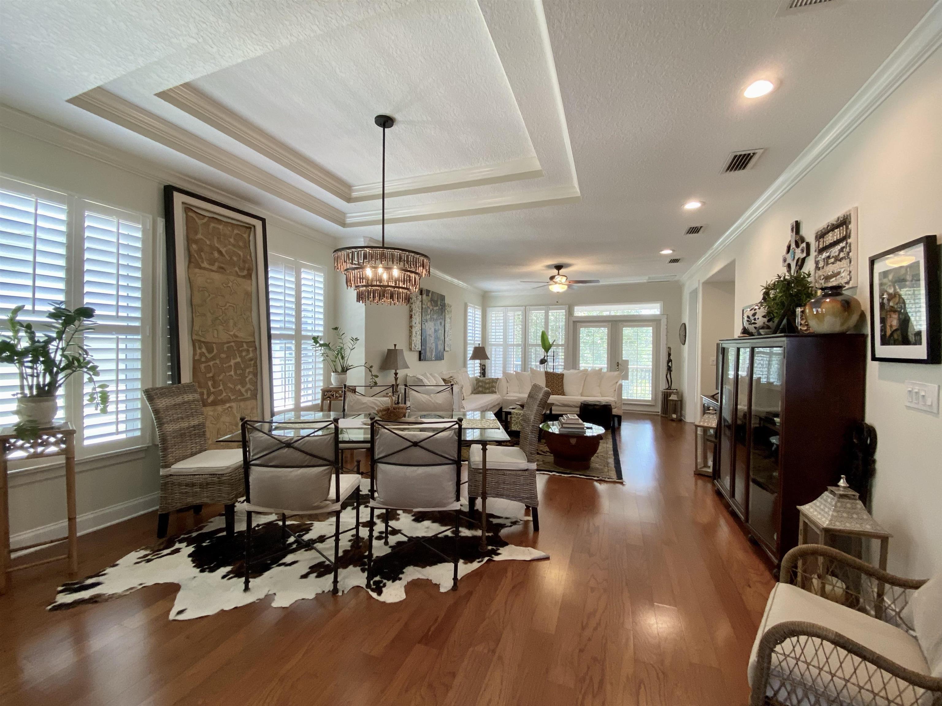 Image 4 of 44 For 176 Sunset Cir