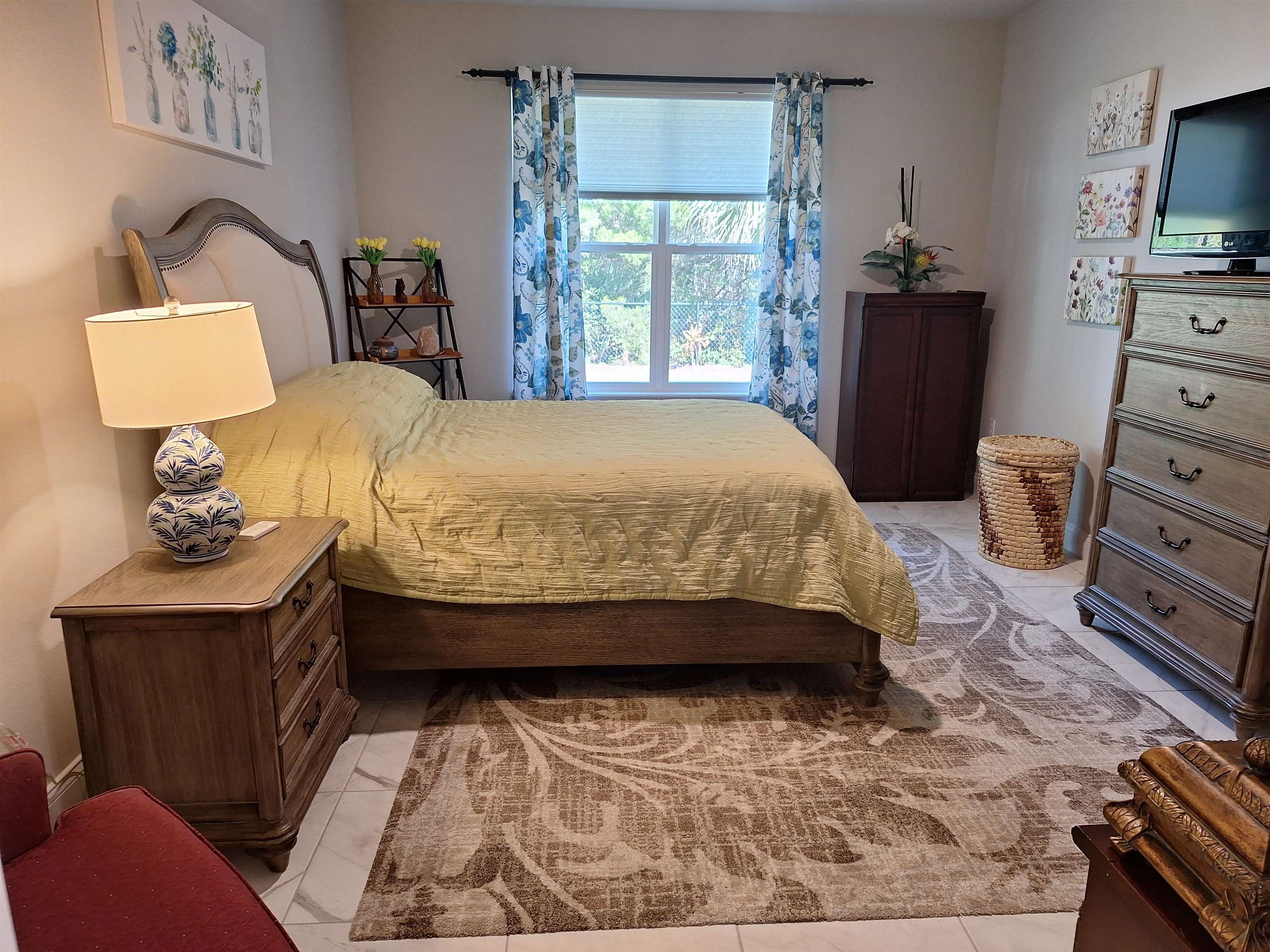 Image 10 of 19 For 92 Whispering Pine Dr