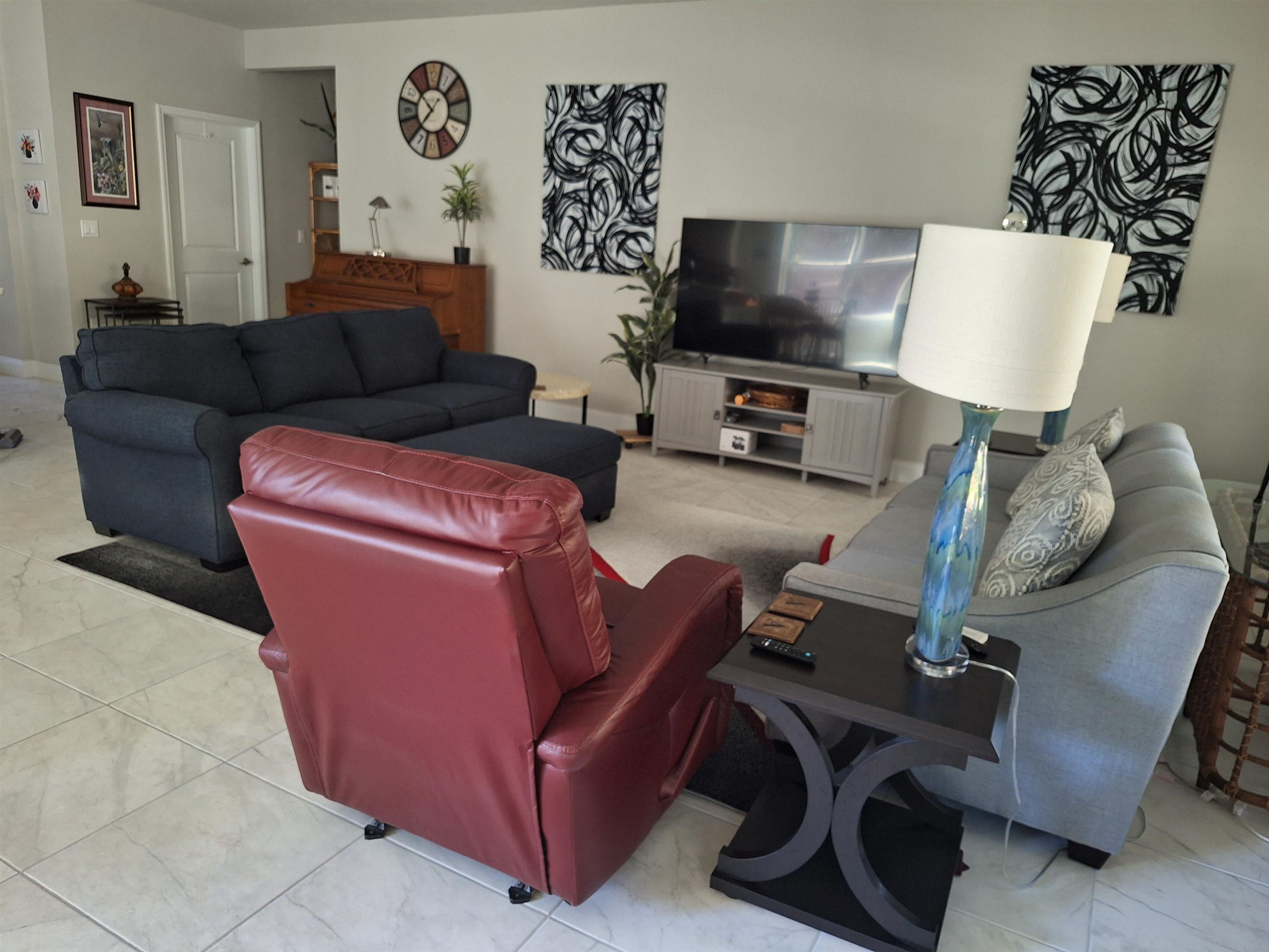 Image 7 of 19 For 92 Whispering Pine Dr