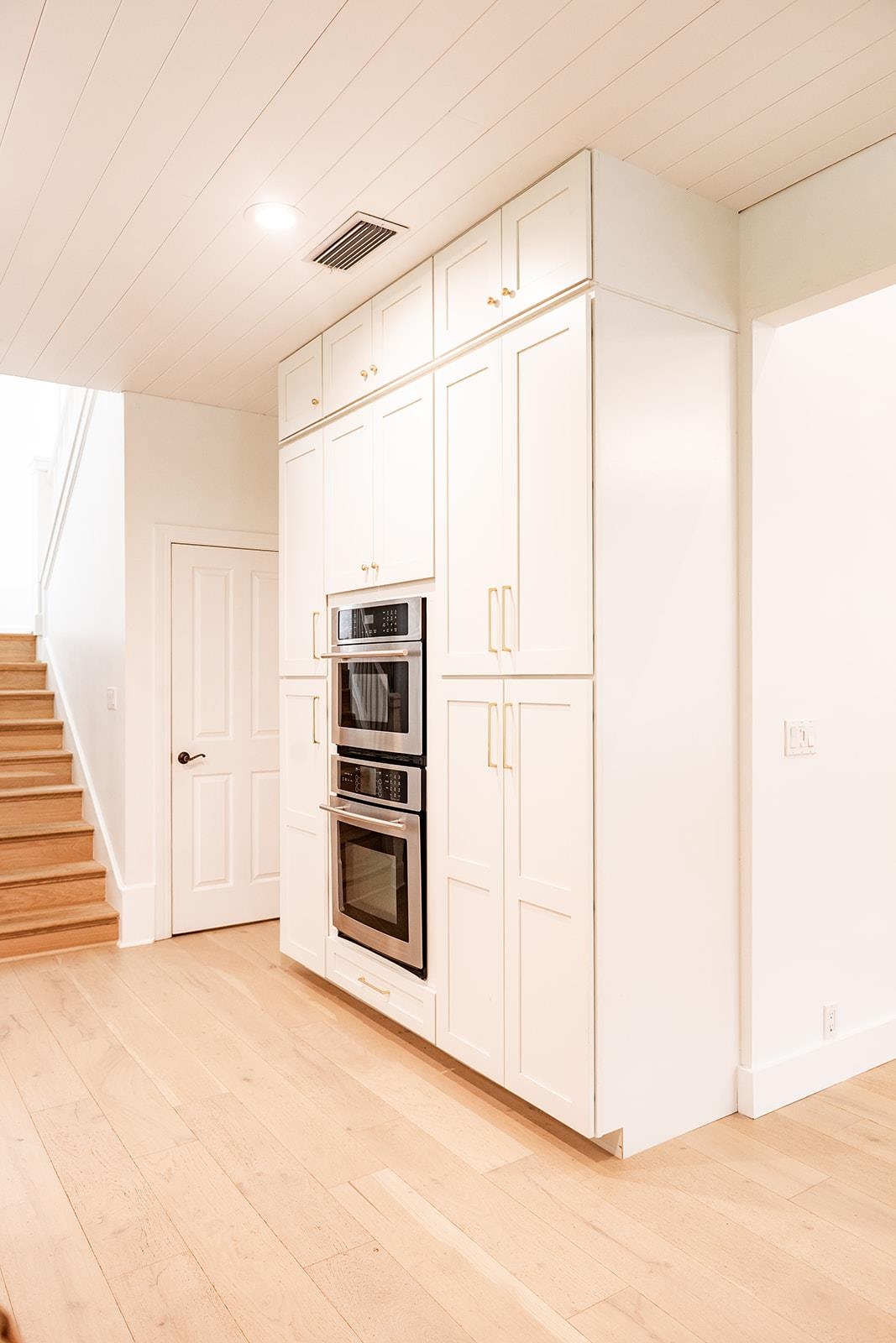 Image 38 of 90 For 426 Marsh Point Cir