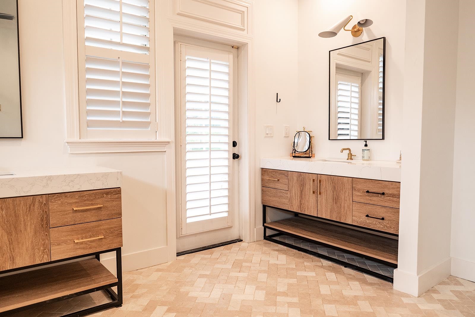 Image 53 of 90 For 426 Marsh Point Cir