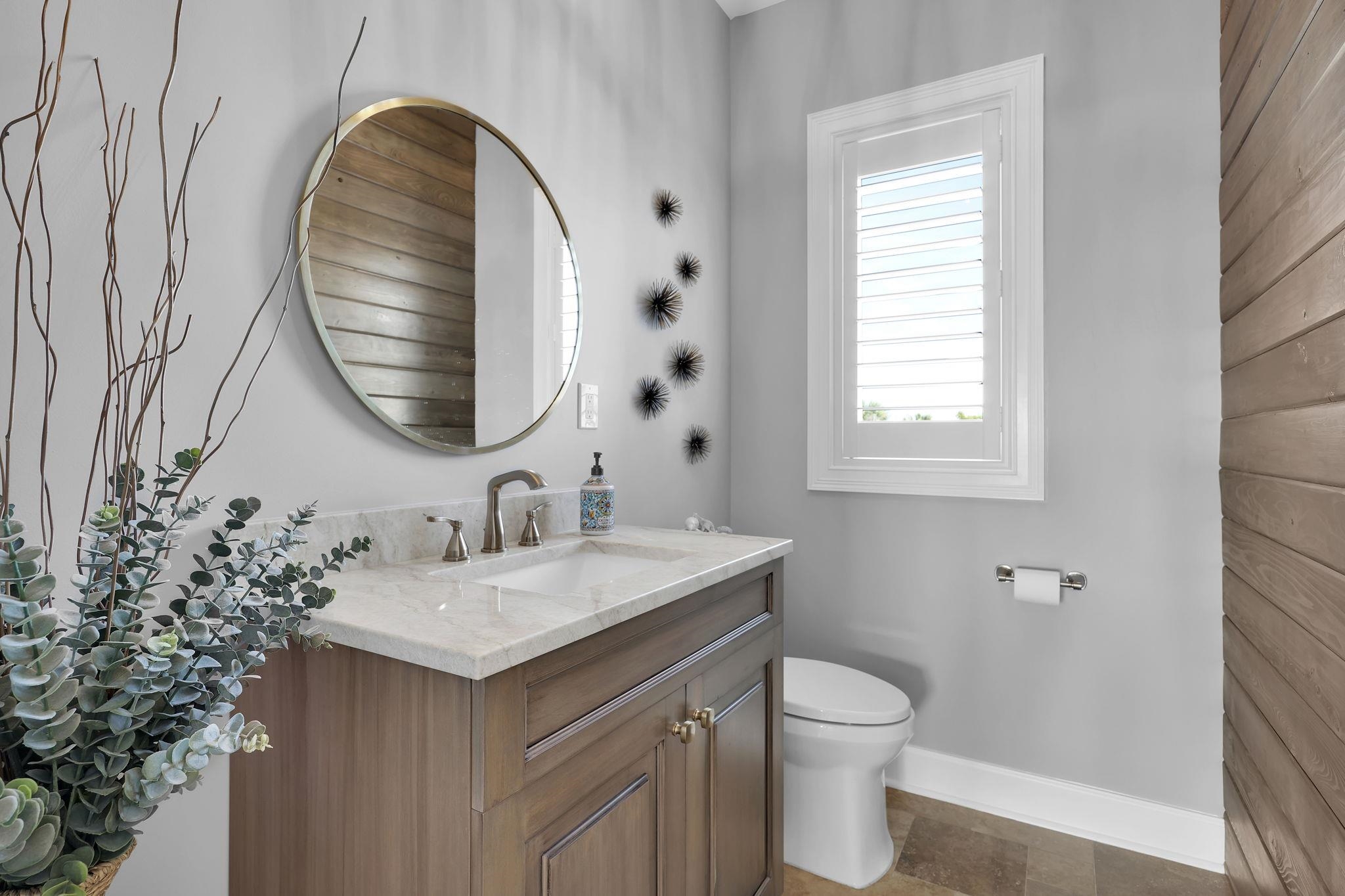 Image 42 of 95 For 311 Porpoise Point Dr