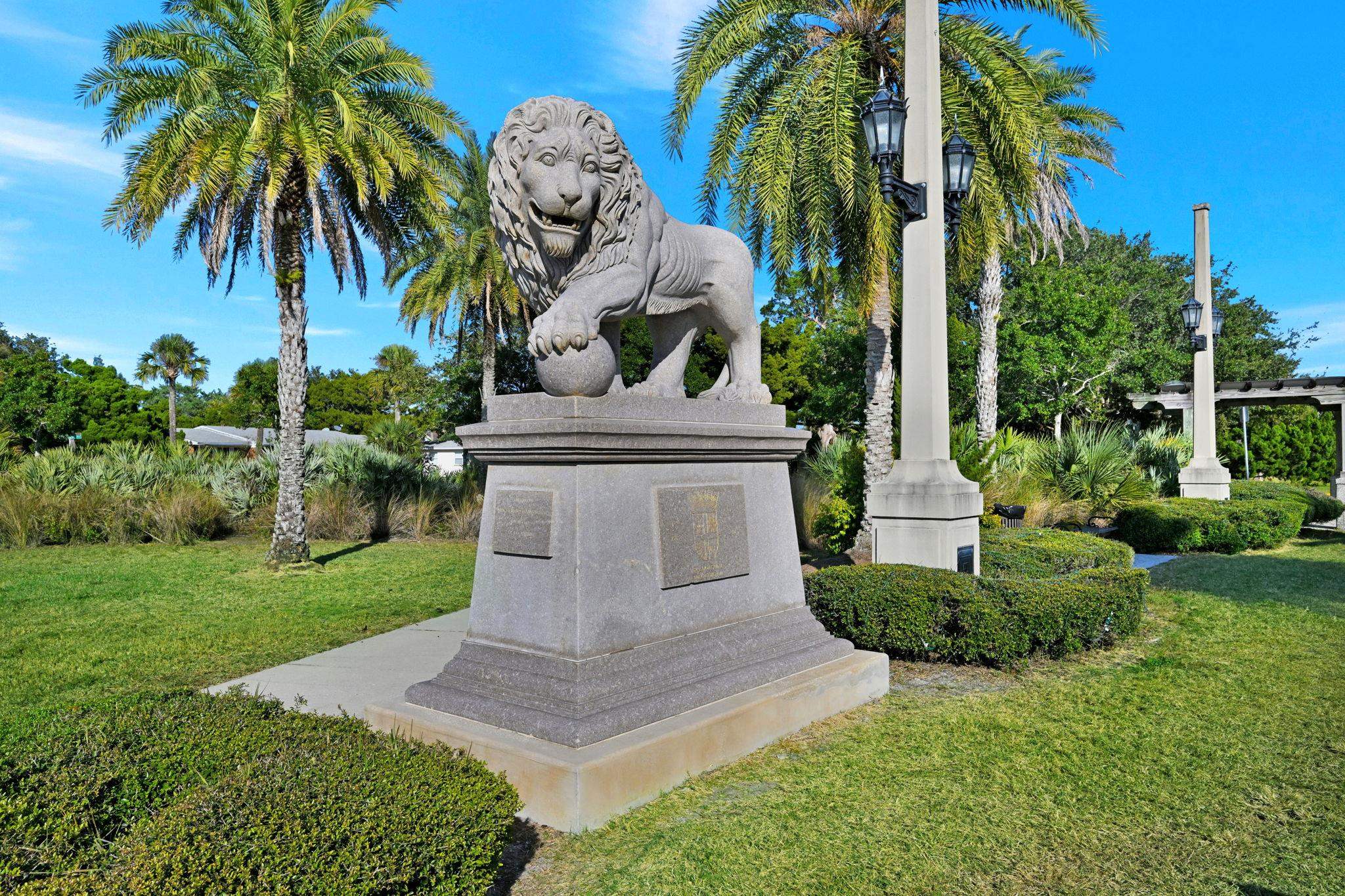 Image 10 of 34 For 410 Arredondo