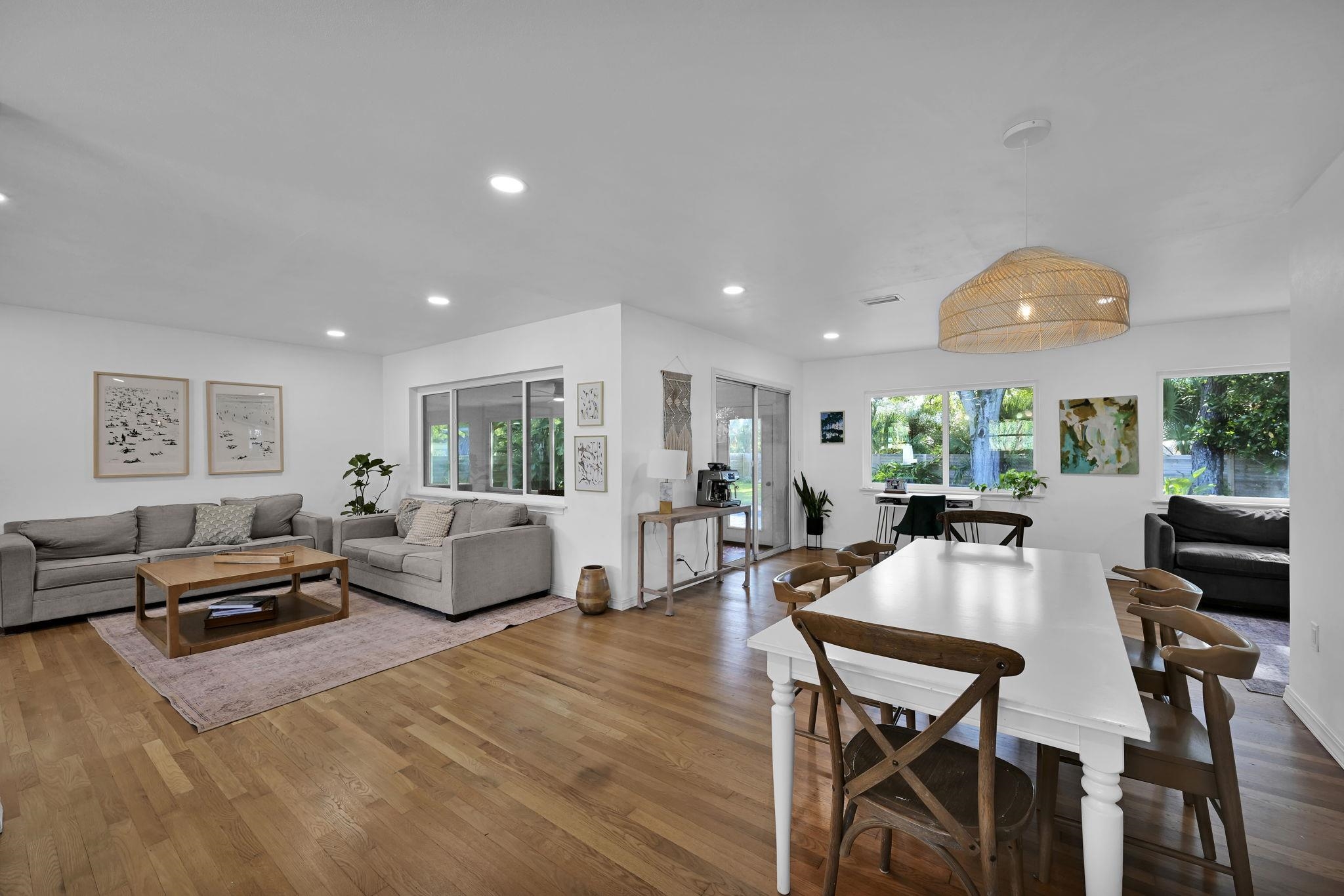 Image 27 of 34 For 410 Arredondo