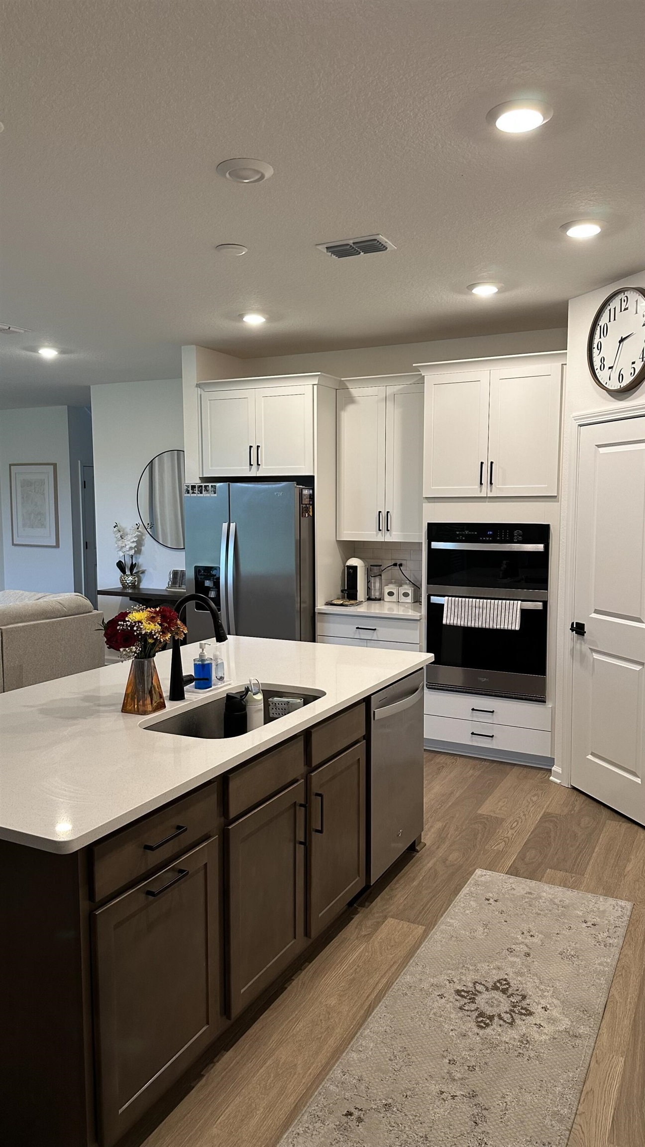 Image 12 of 34 For 48 Quiet Wharf Dr