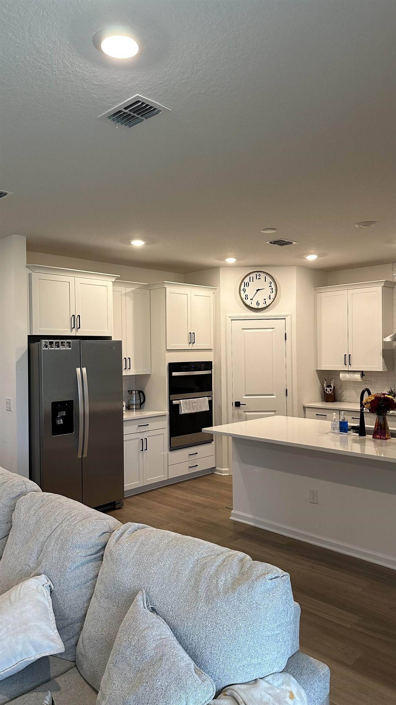 Image 8 of 34 For 48 Quiet Wharf Dr