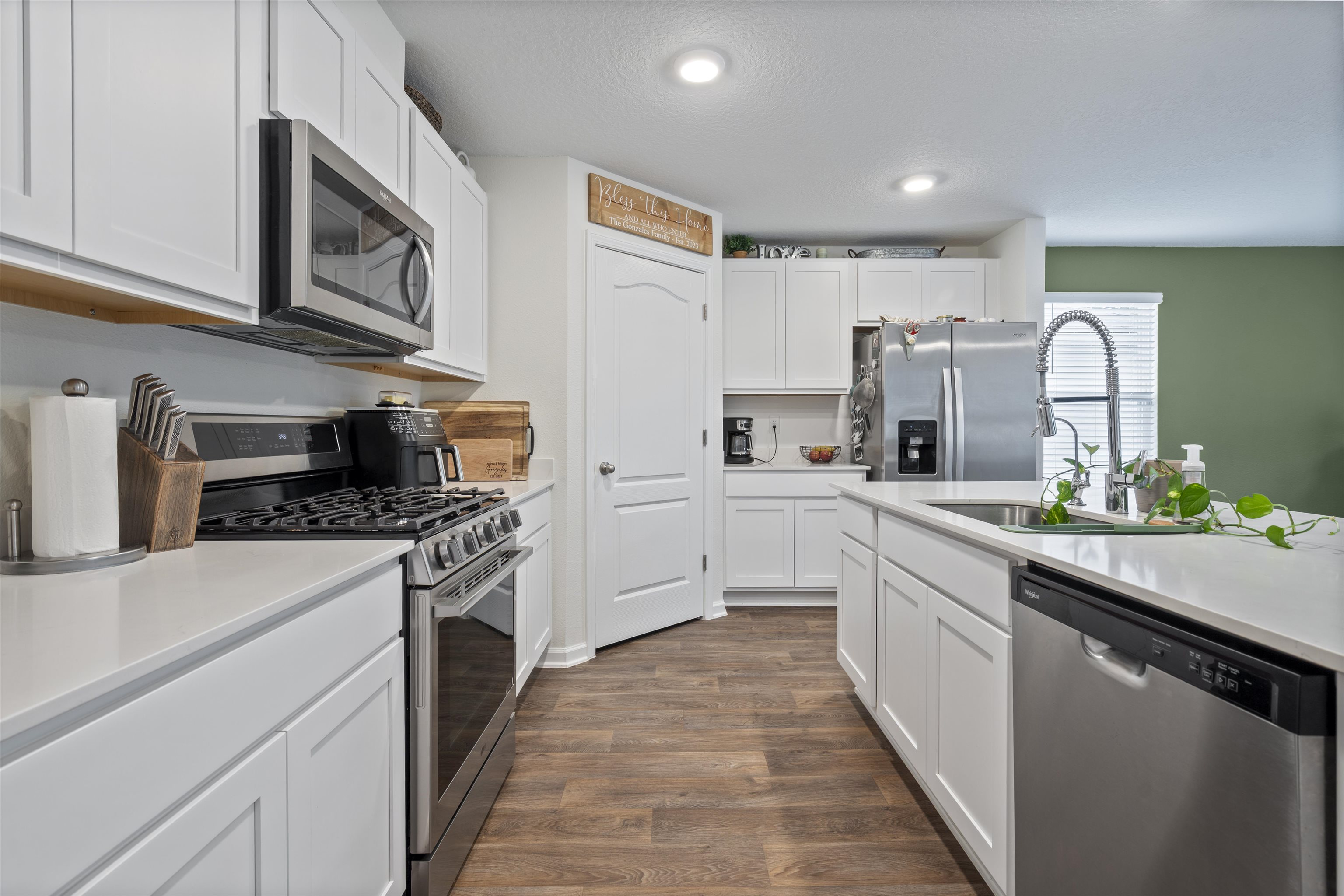 Image 13 of 43 For 127 Encanto Way