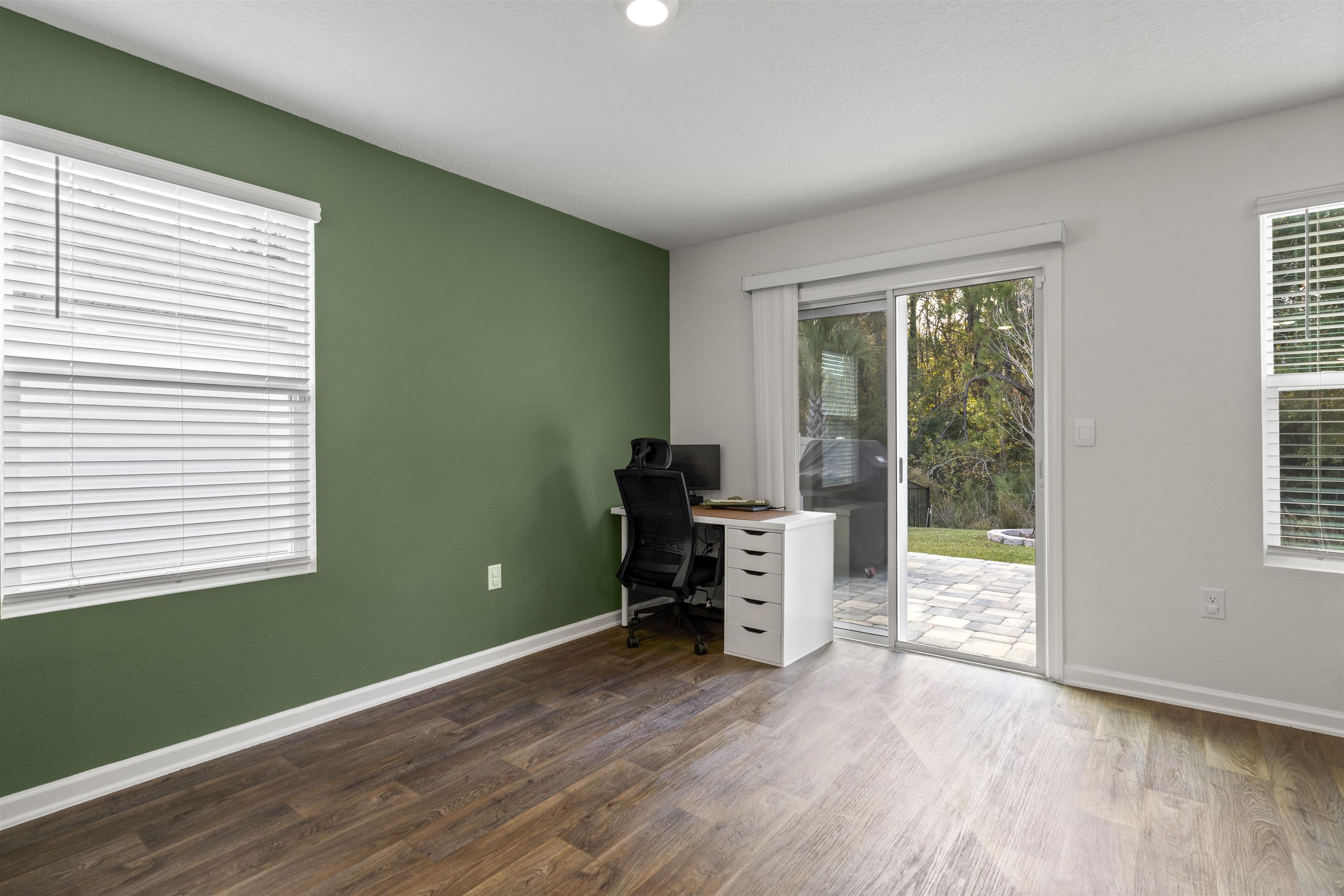 Image 15 of 43 For 127 Encanto Way