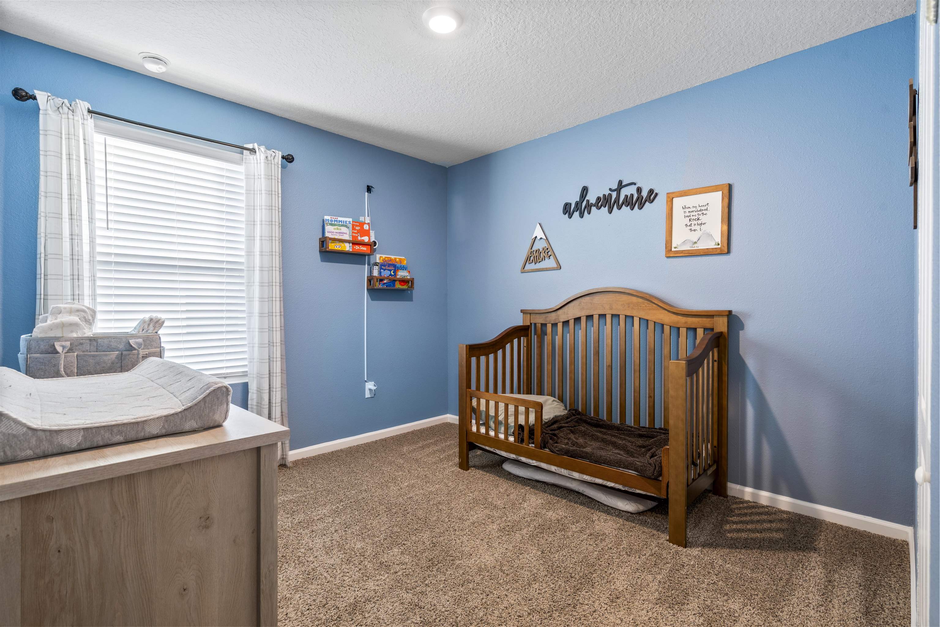 Image 24 of 43 For 127 Encanto Way