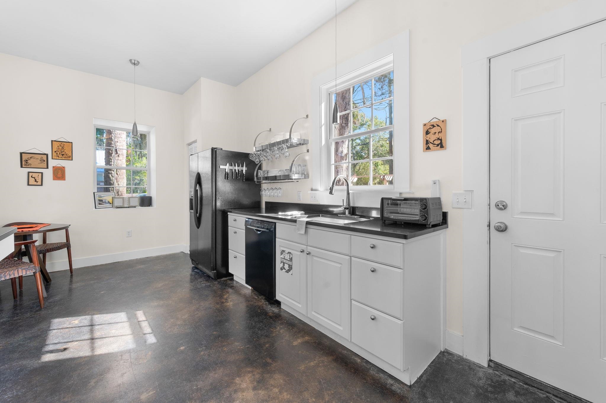 Image 22 of 87 For 152 Martin Luther King Ave  A