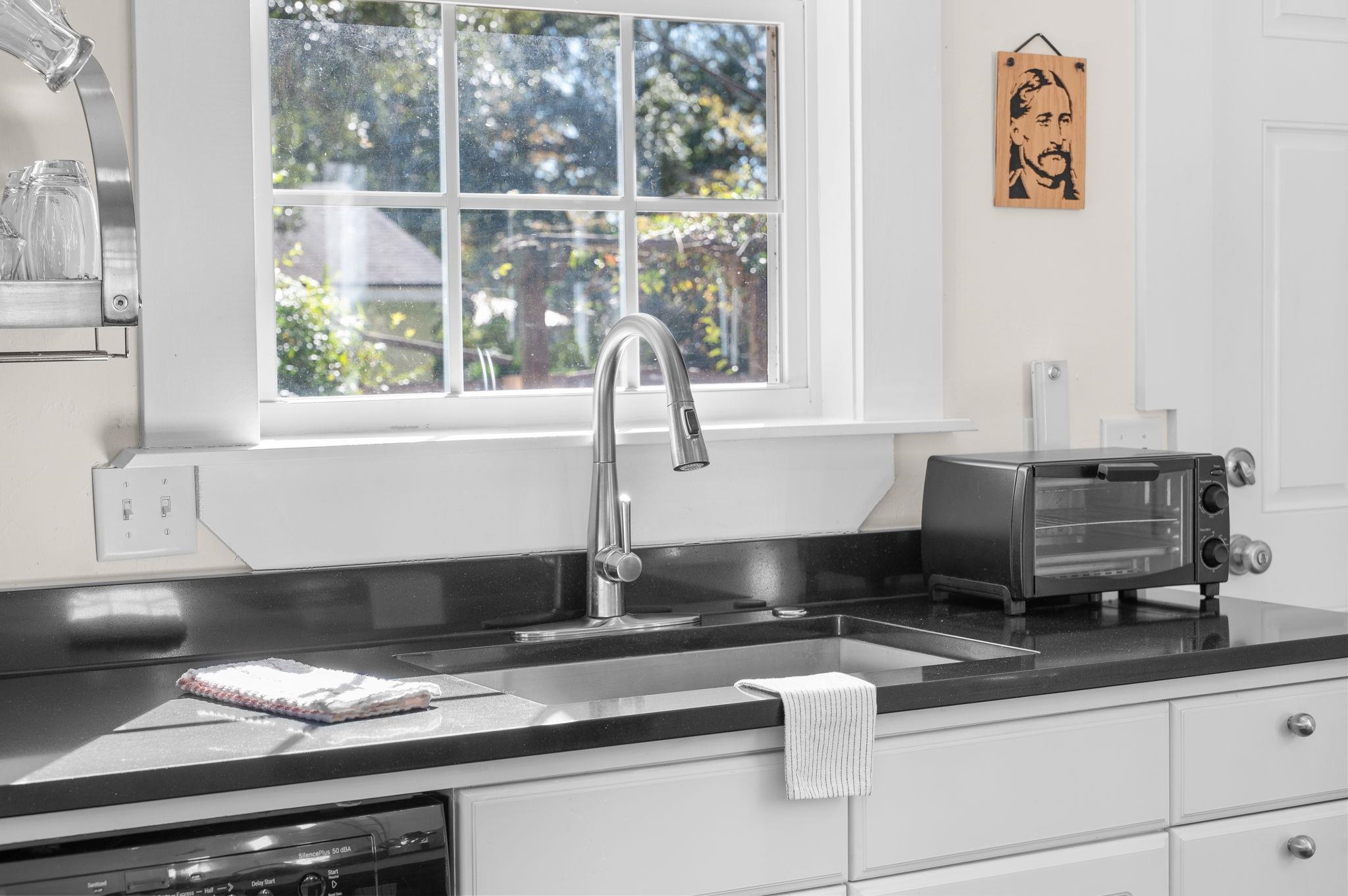 Image 29 of 87 For 152 Martin Luther King Ave  A