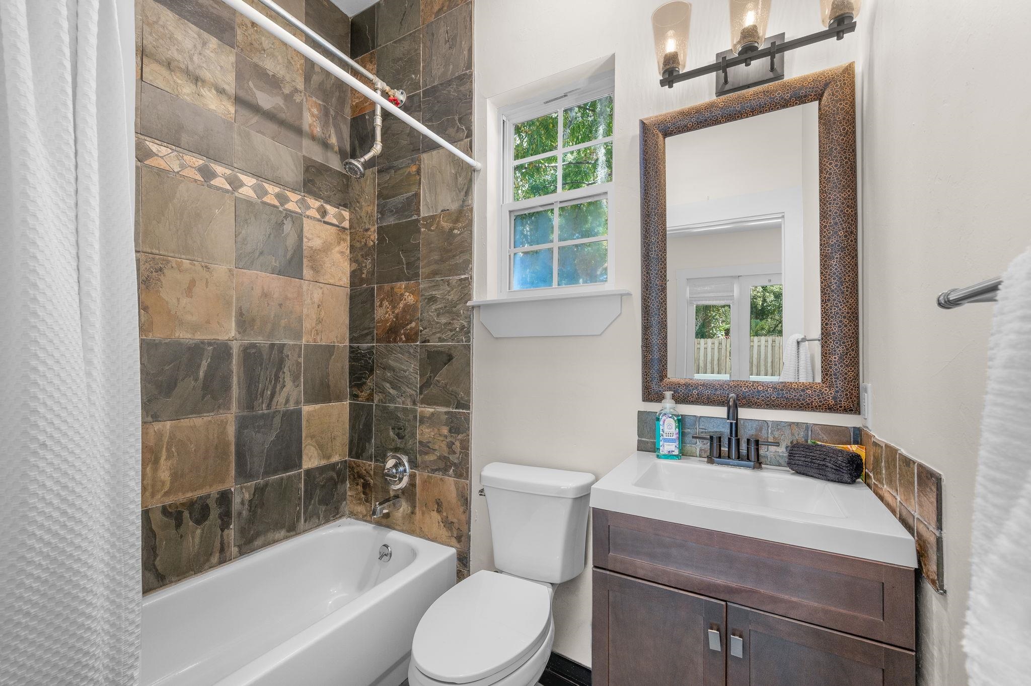 Image 39 of 87 For 152 Martin Luther King Ave  A