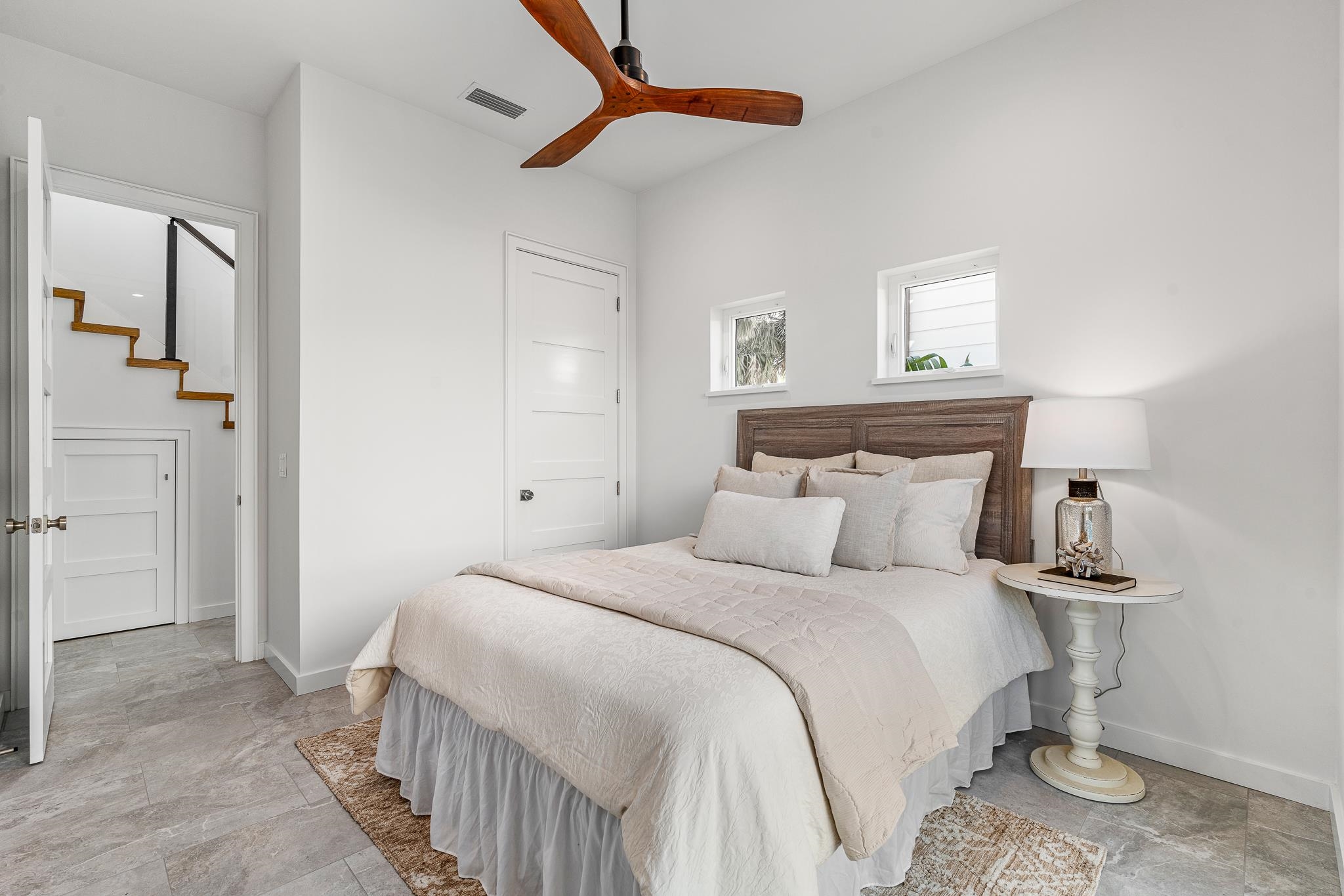 Image 23 of 74 For 327 Minorca Ave