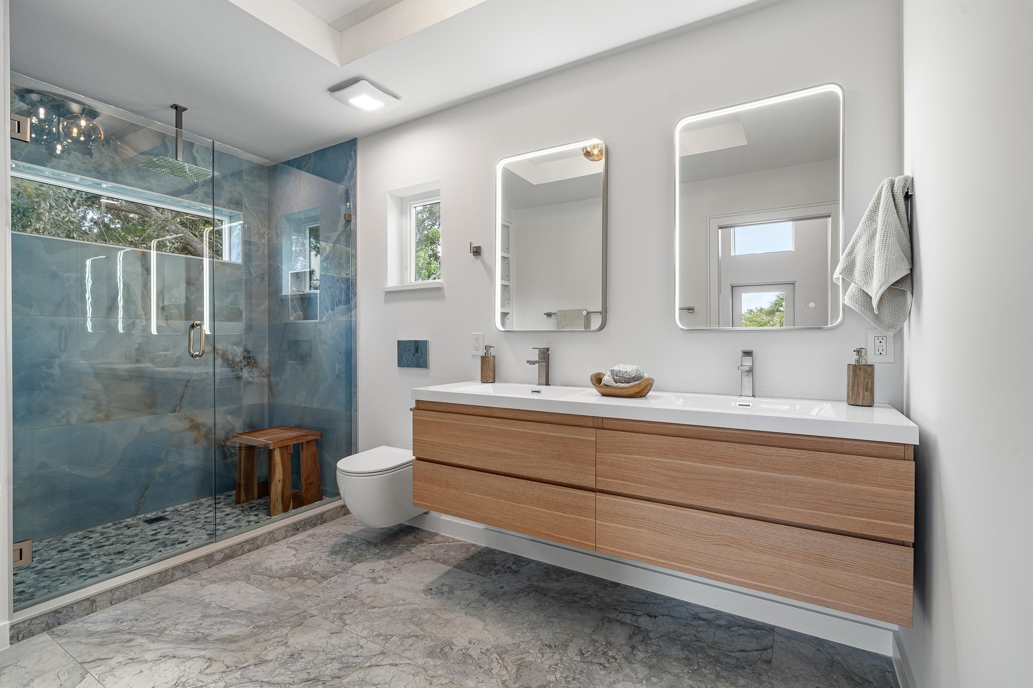 Image 28 of 74 For 327 Minorca Ave