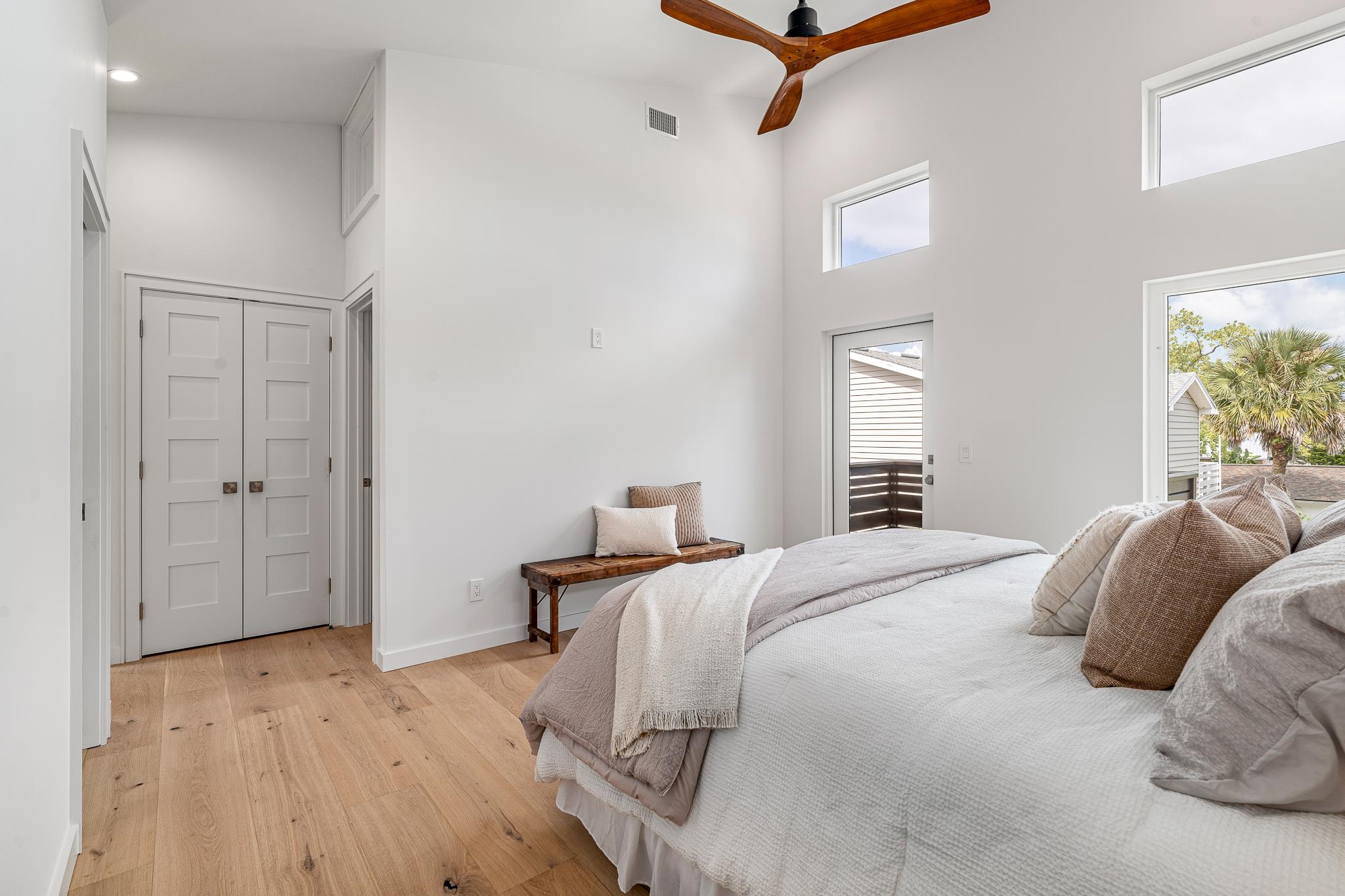 Image 30 of 74 For 327 Minorca Ave