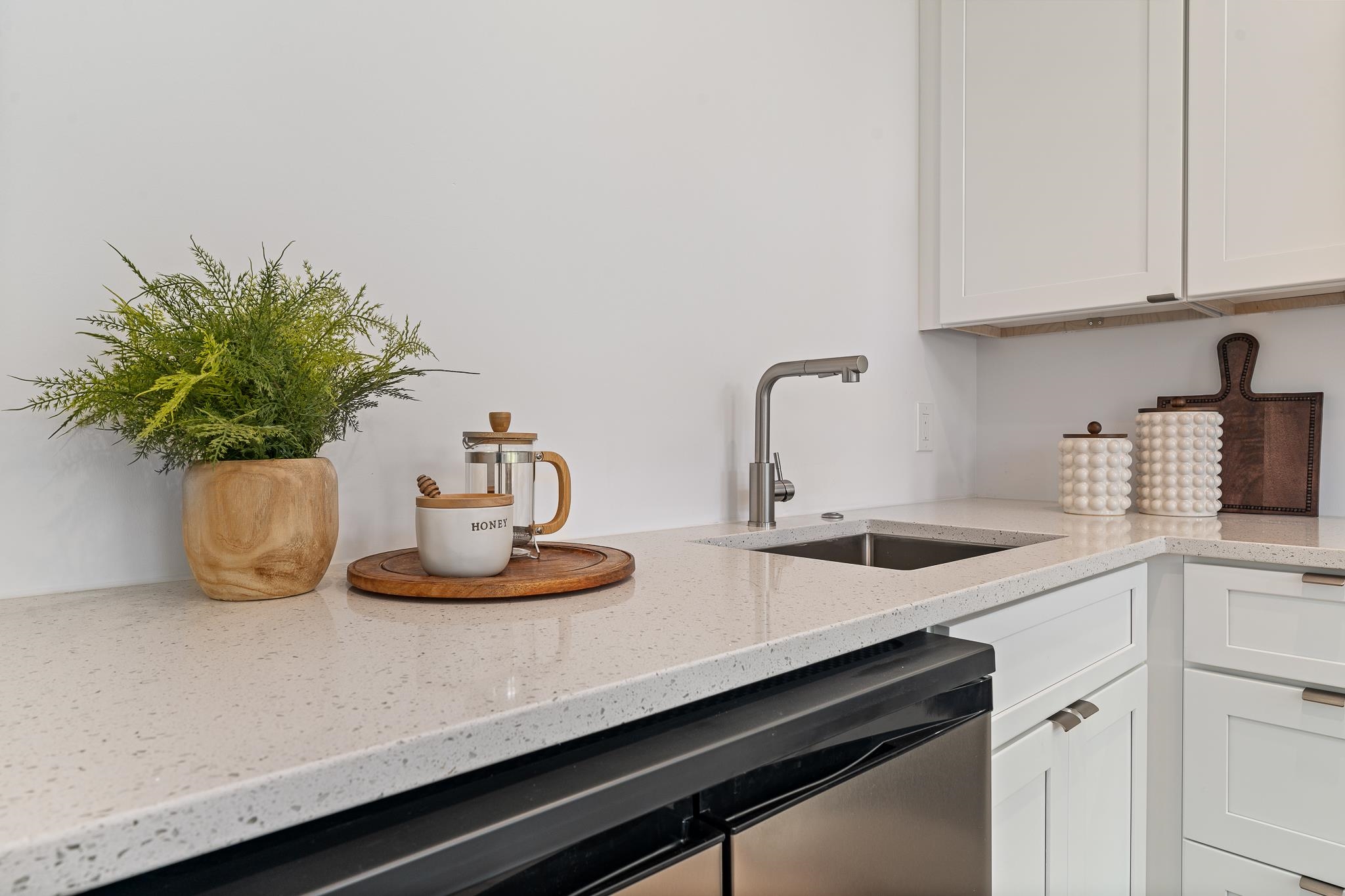 Image 55 of 74 For 327 Minorca Ave