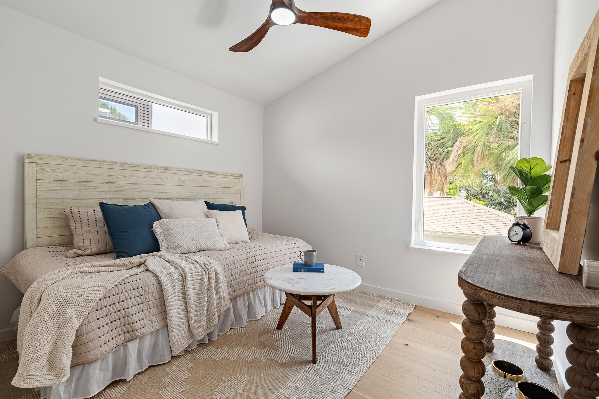 Image 59 of 74 For 327 Minorca Ave