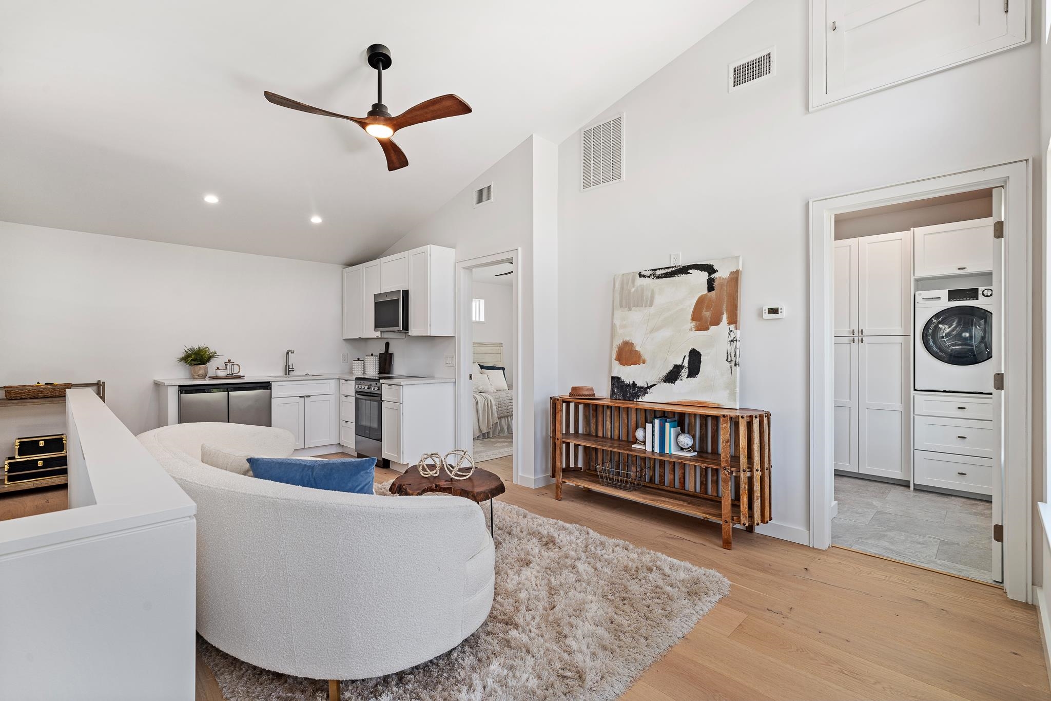 Image 62 of 74 For 327 Minorca Ave