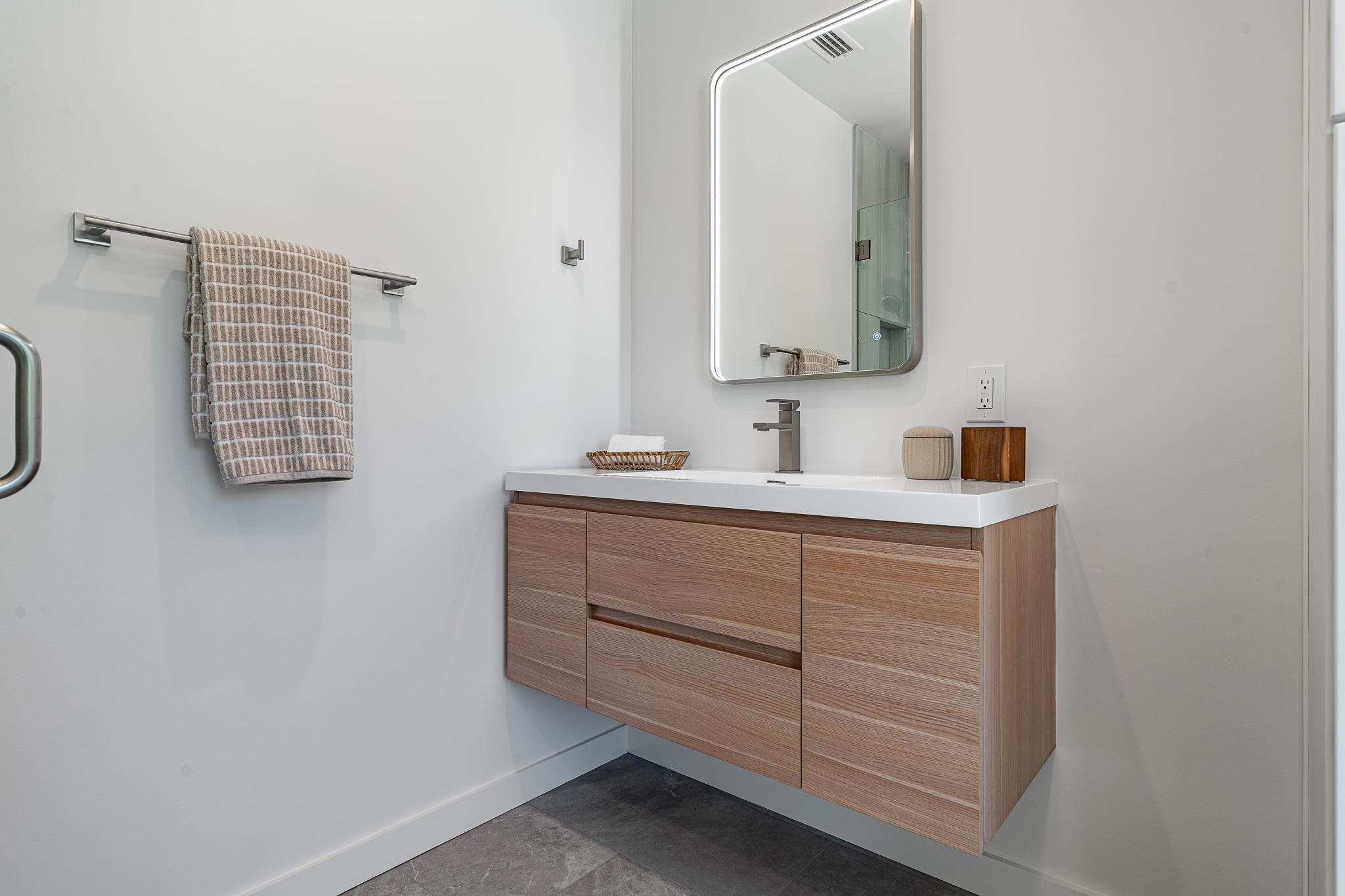 Image 64 of 74 For 327 Minorca Ave