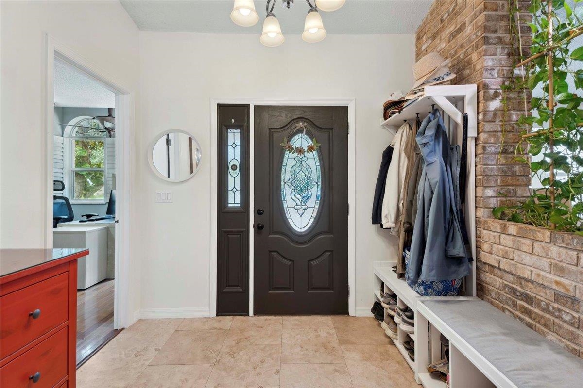 Image 58 of 75 For 22 Woodston Lane