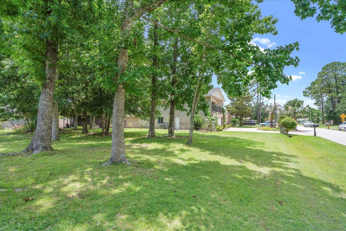 Image 67 of 75 For 22 Woodston Lane