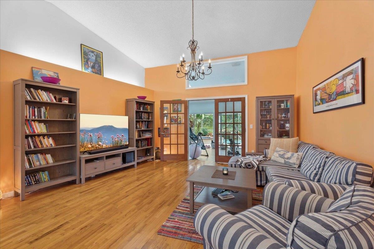 Image 7 of 75 For 22 Woodston Lane