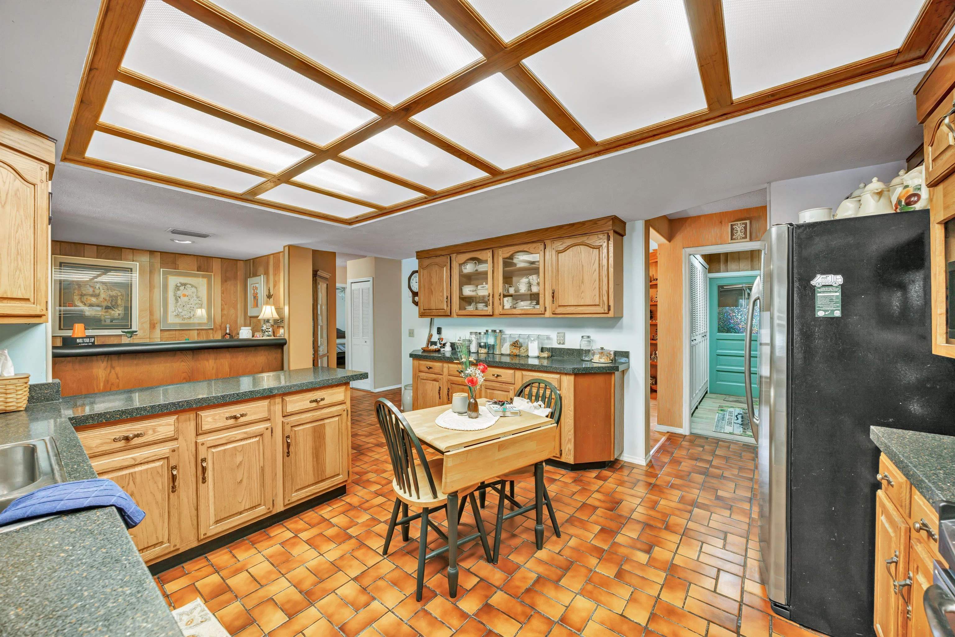 Image 13 of 53 For 31 Swimming Pen Dr