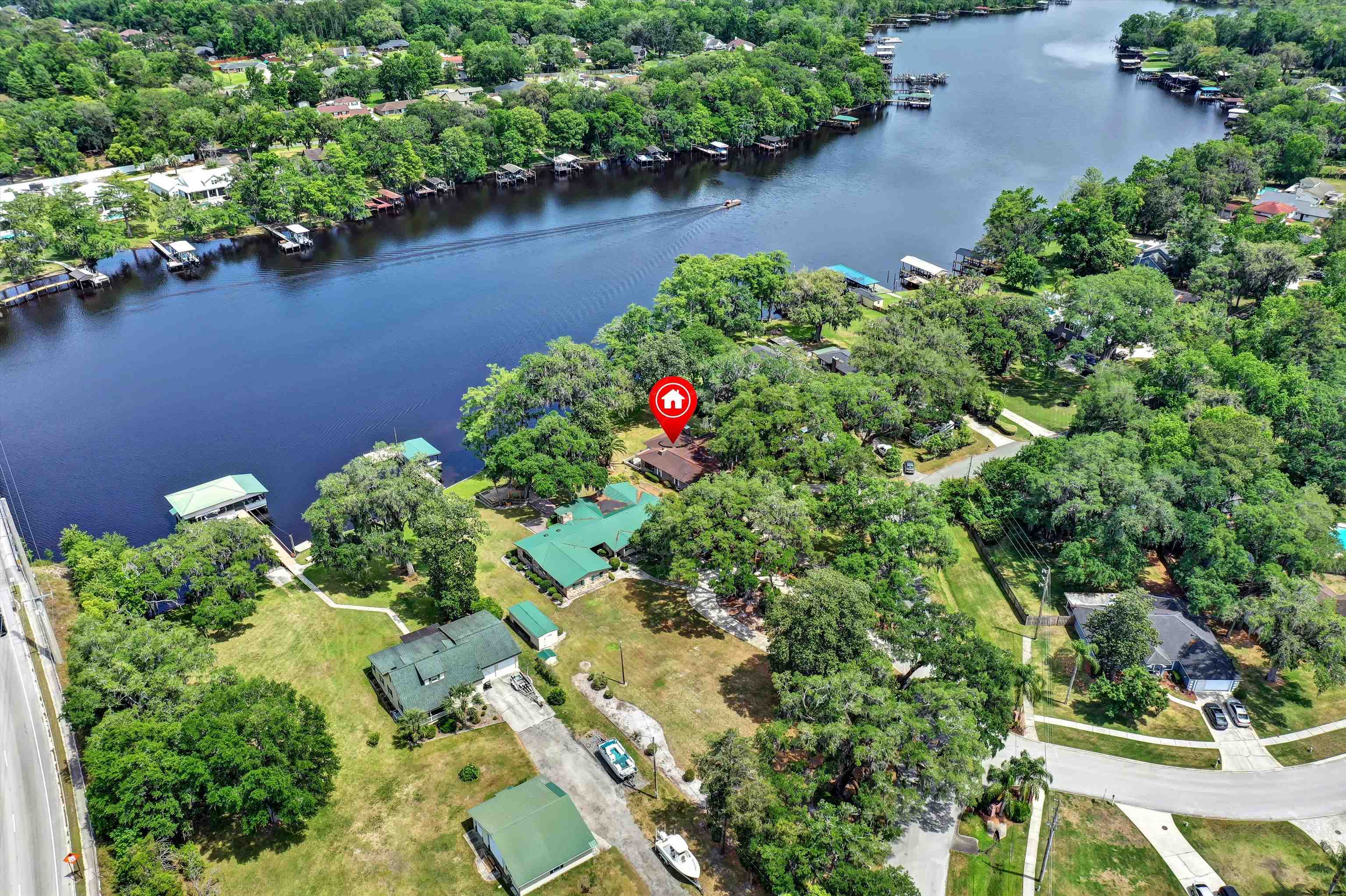 Image 3 of 53 For 31 Swimming Pen Dr