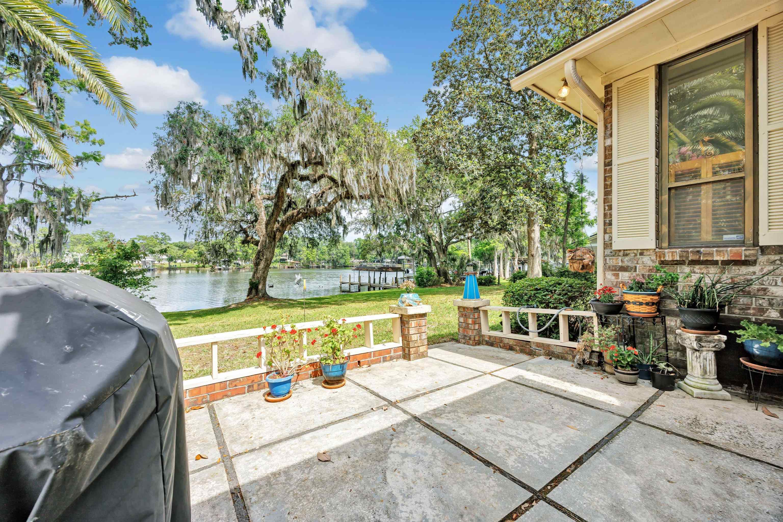 Image 38 of 53 For 31 Swimming Pen Dr