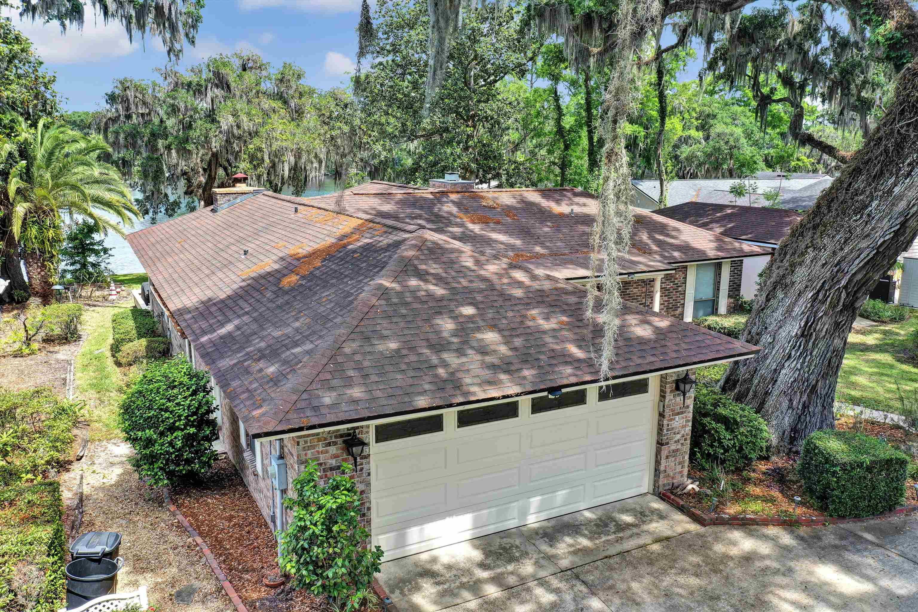 Image 50 of 53 For 31 Swimming Pen Dr