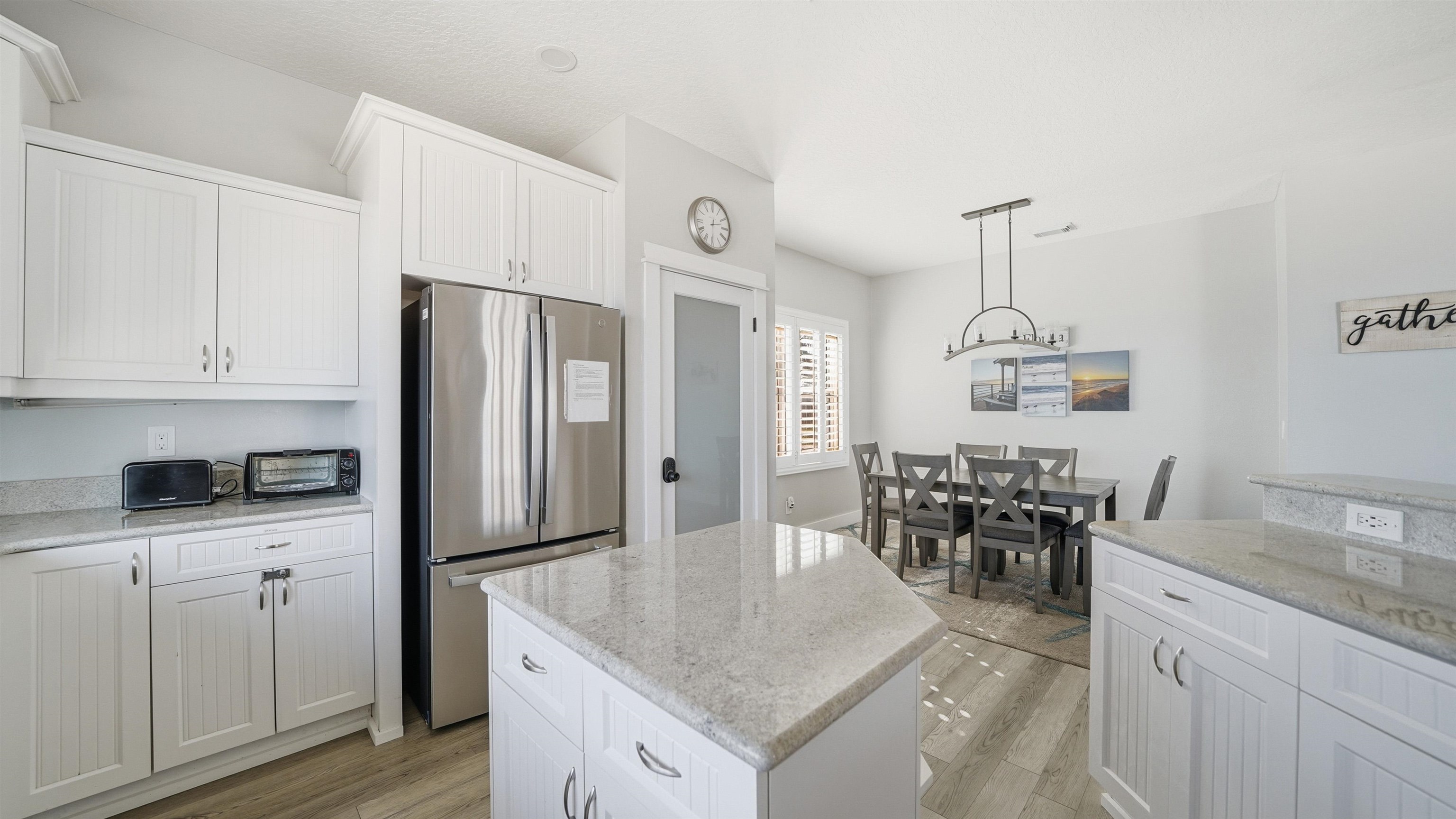 Image 16 of 82 For 3341 Ocean Shore Blvd N