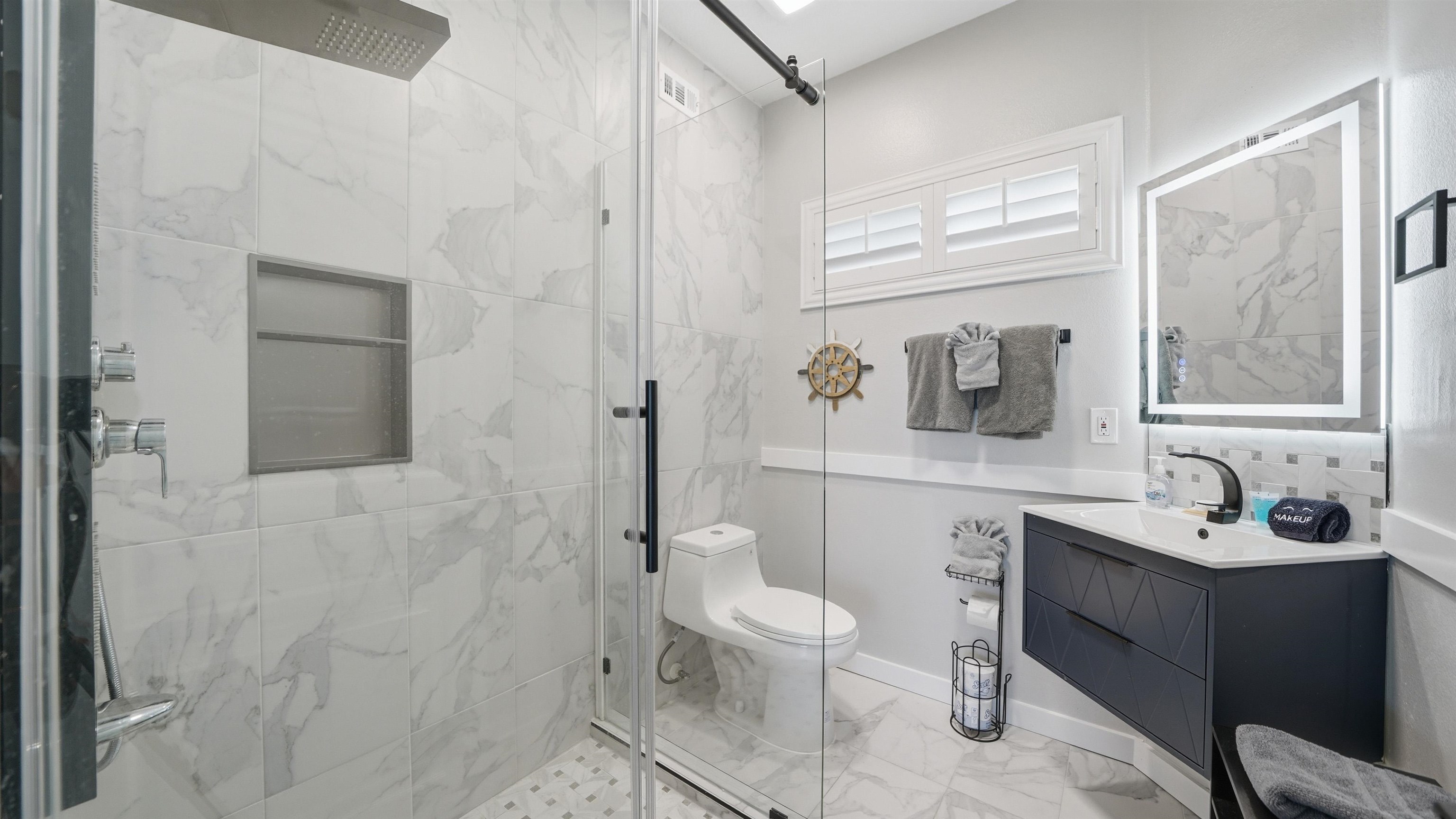 Image 25 of 82 For 3341 Ocean Shore Blvd N