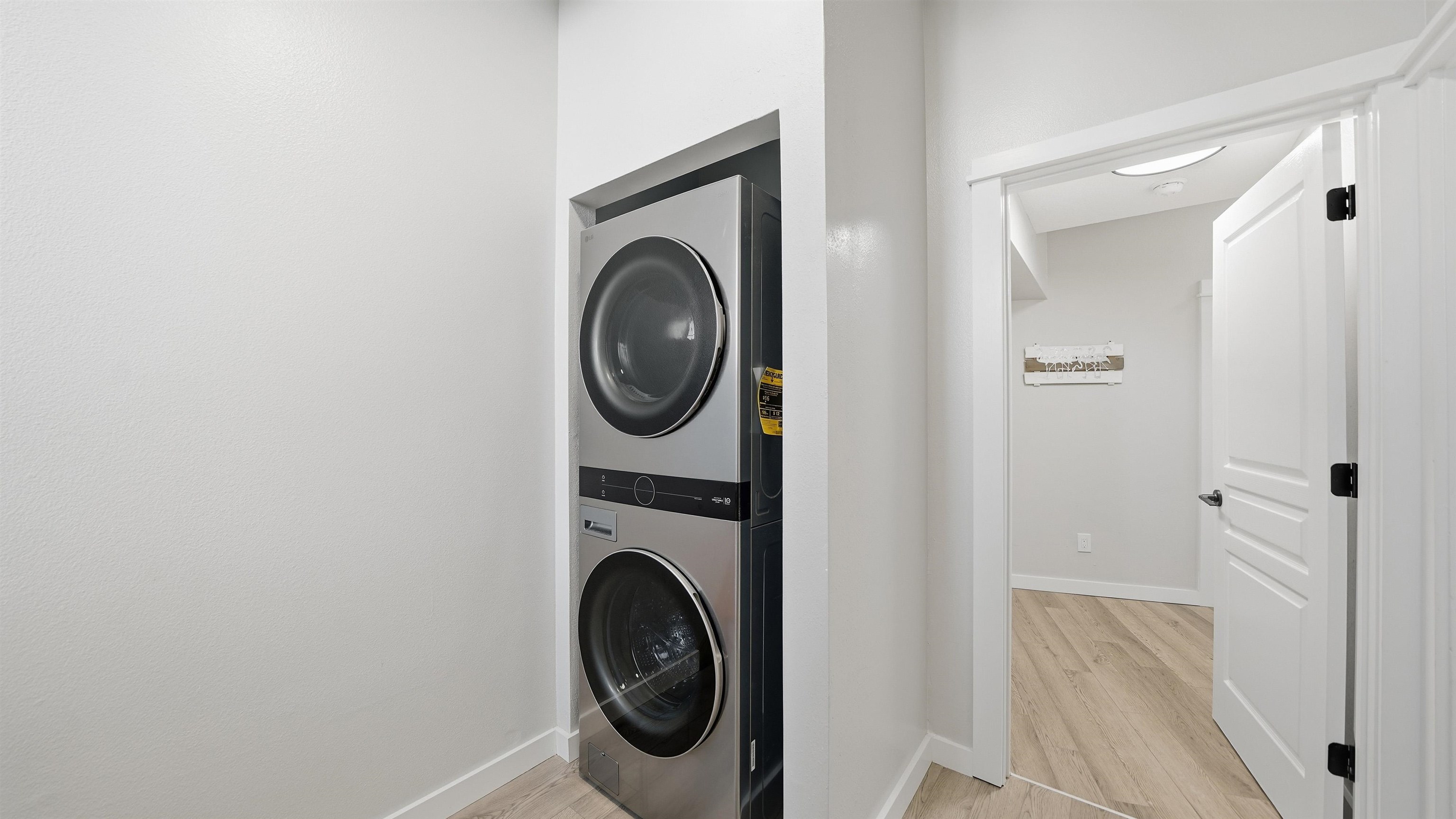 Image 44 of 82 For 3341 Ocean Shore Blvd N