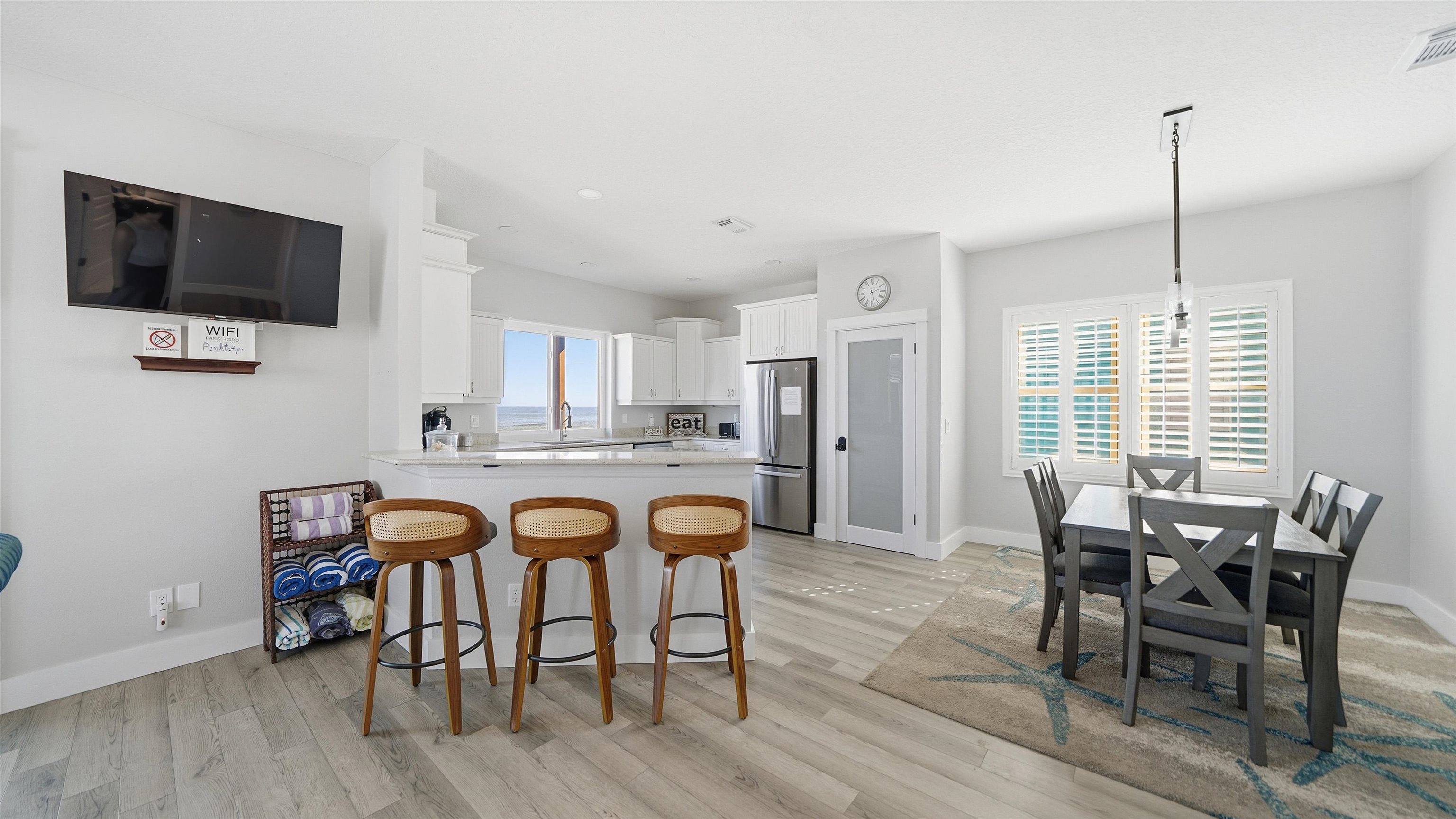 Image 5 of 82 For 3341 Ocean Shore Blvd N