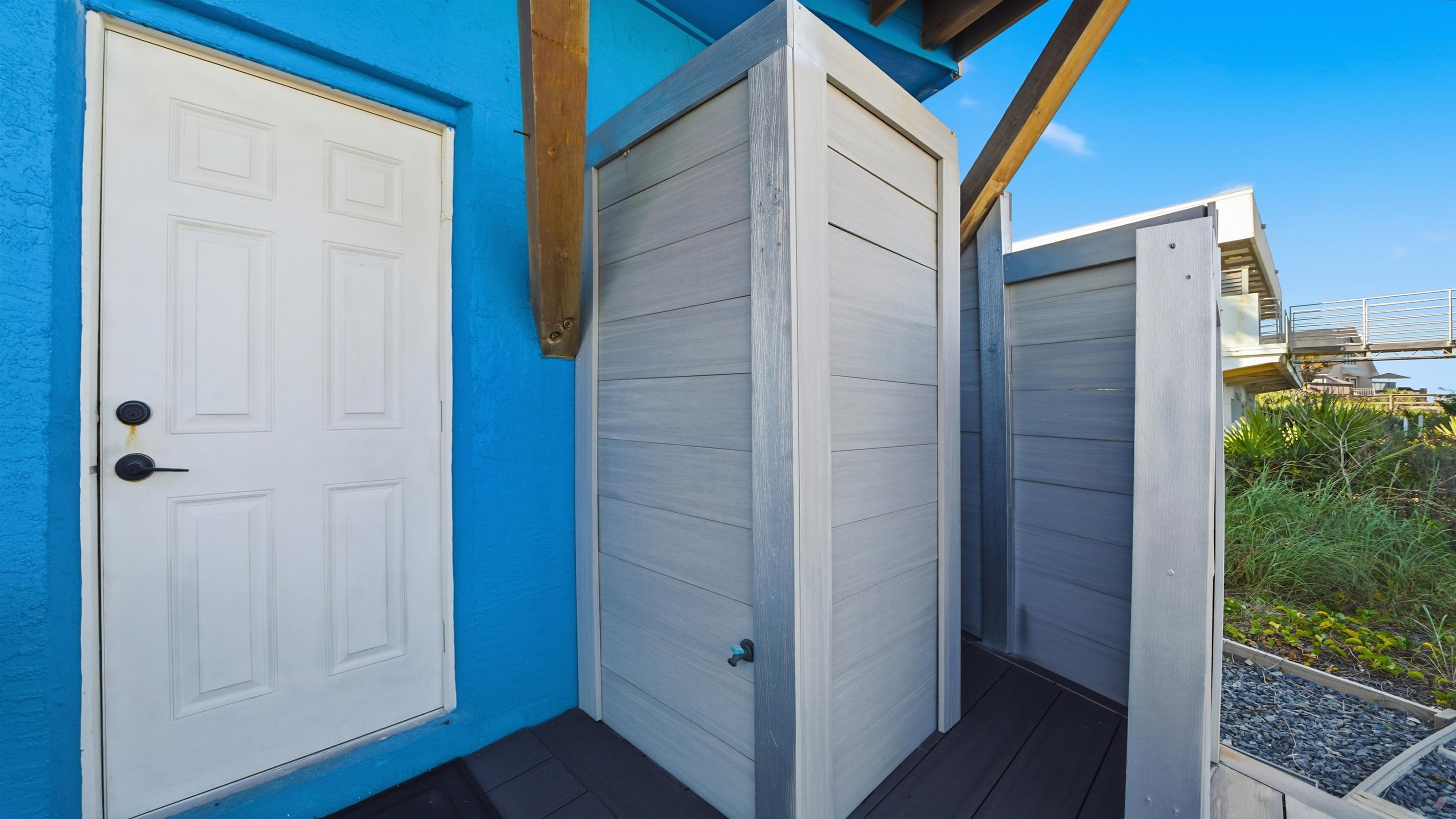 Image 56 of 82 For 3341 Ocean Shore Blvd N