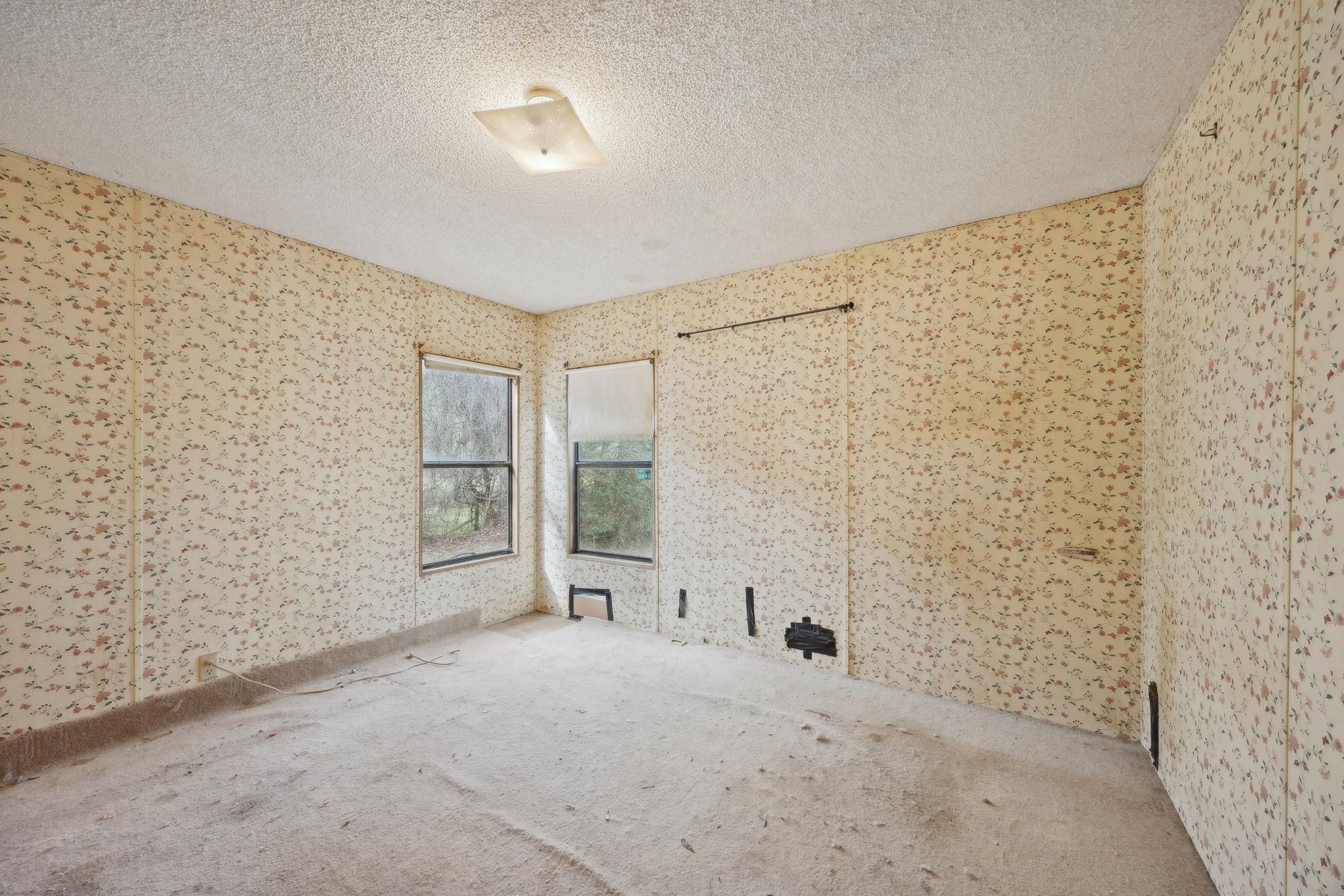 Image 21 of 49 For 5255 Peggy Ln