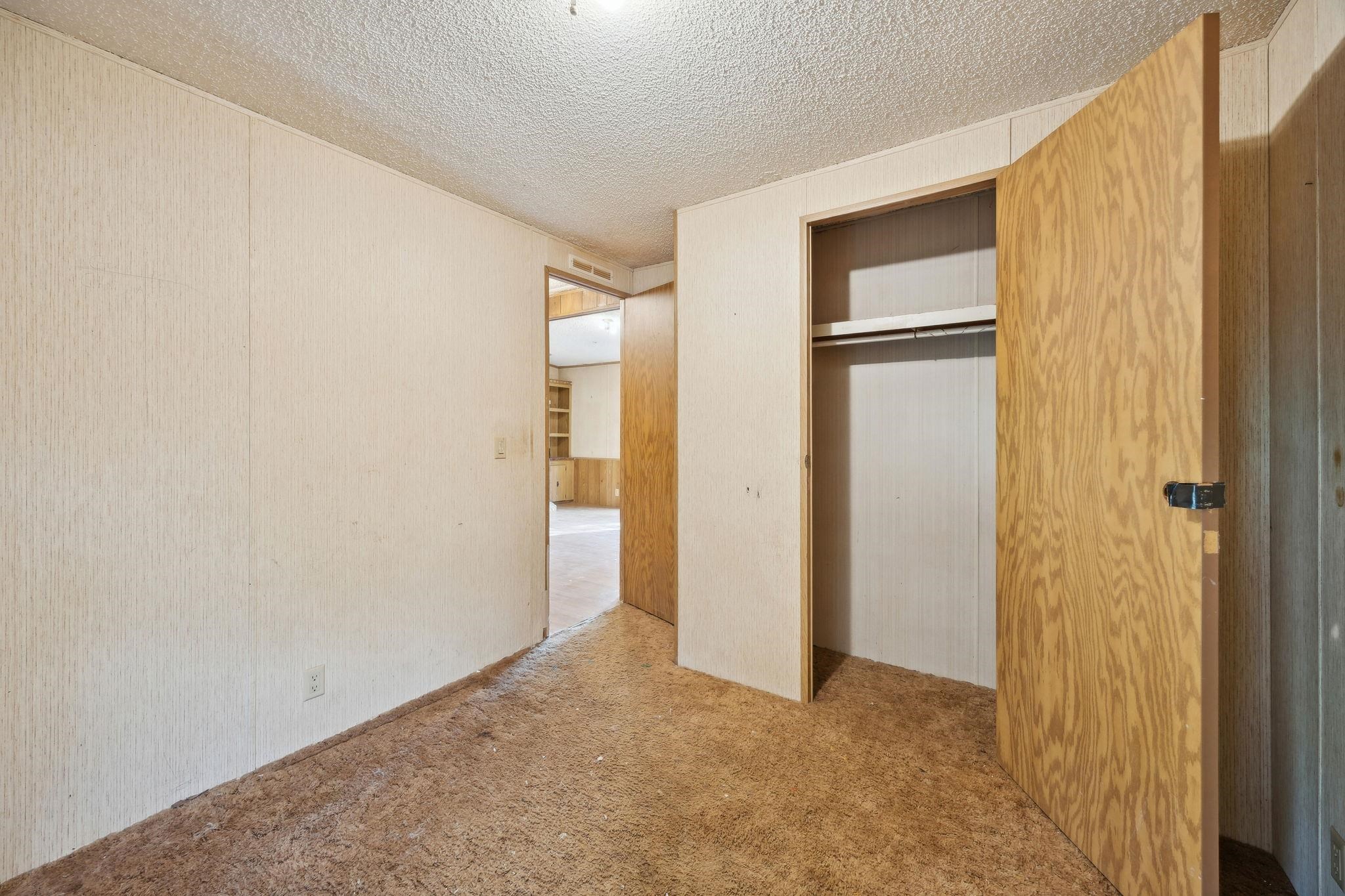 Image 30 of 49 For 5255 Peggy Ln