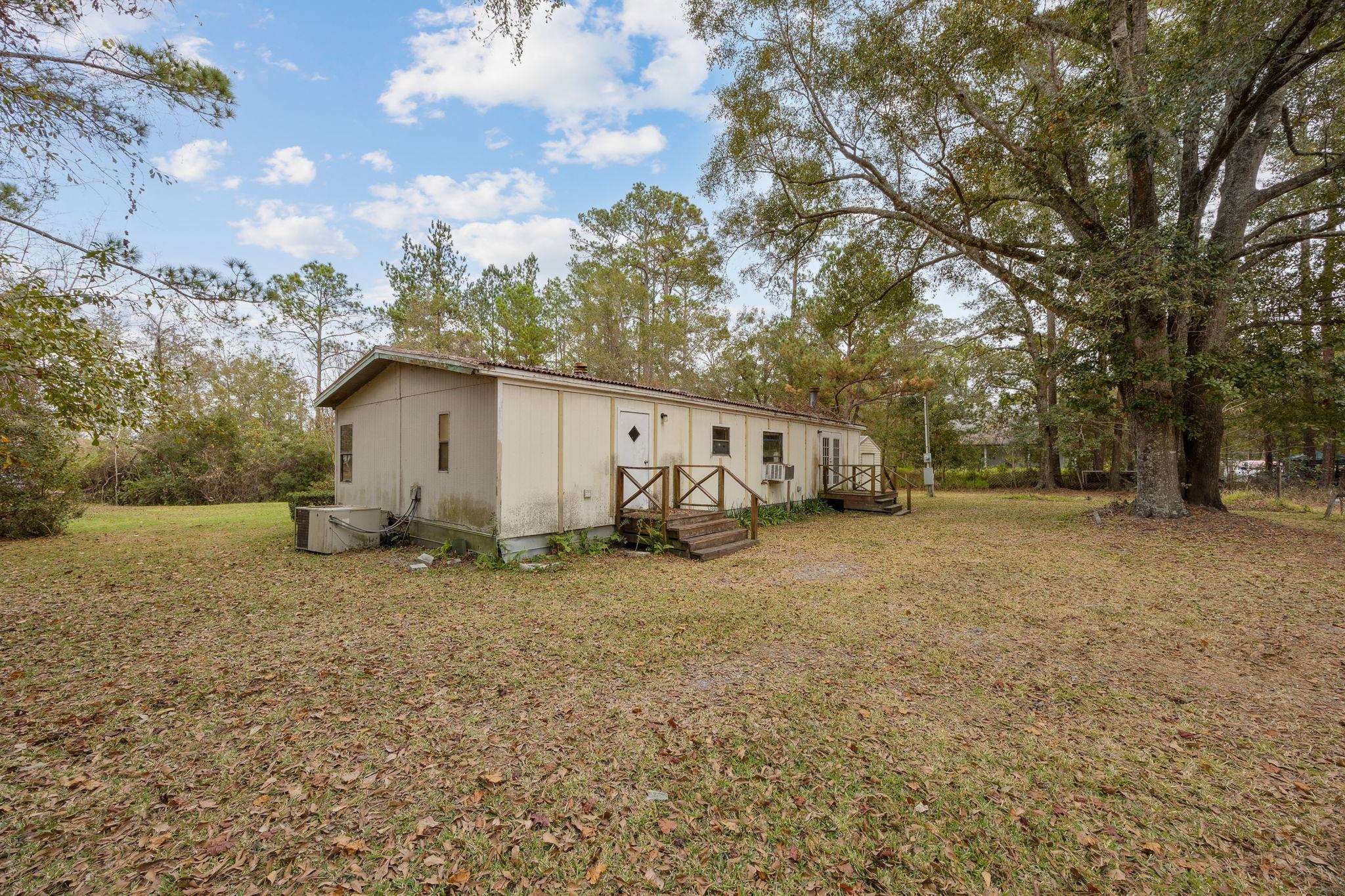 Image 36 of 49 For 5255 Peggy Ln