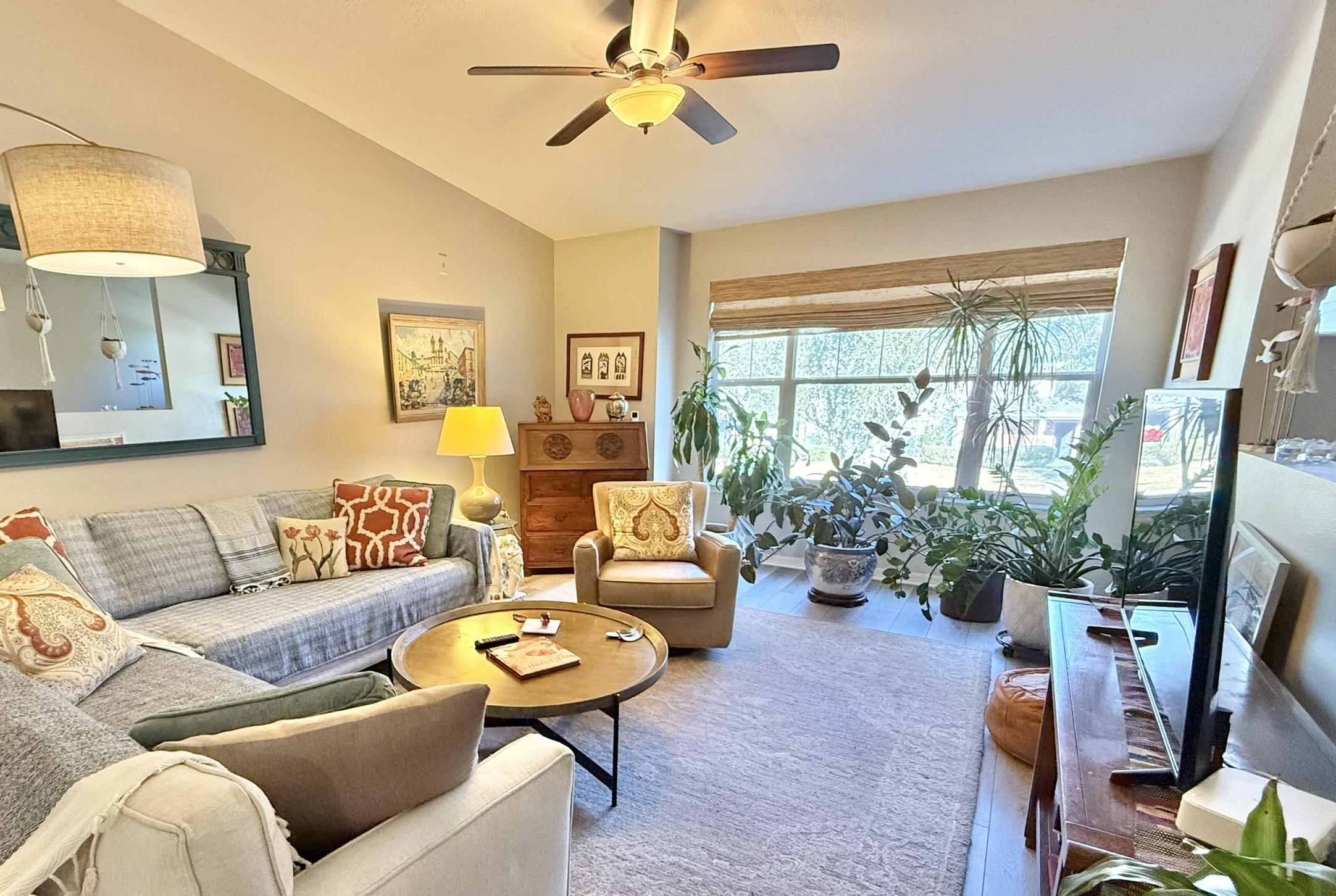 Image 3 of 42 For 27207 Harbour Vista Cir