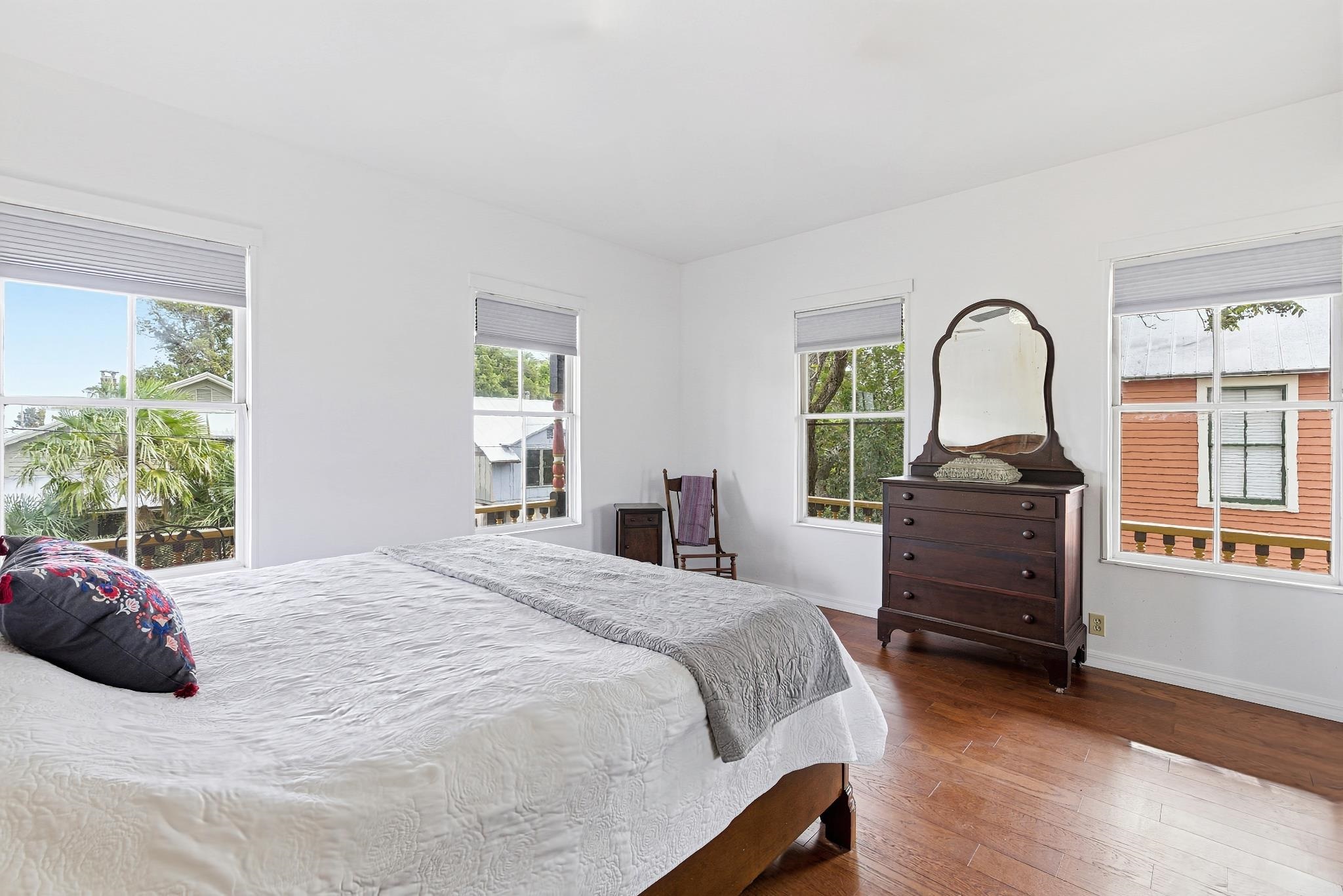 Image 34 of 53 For 60 Osceola St.