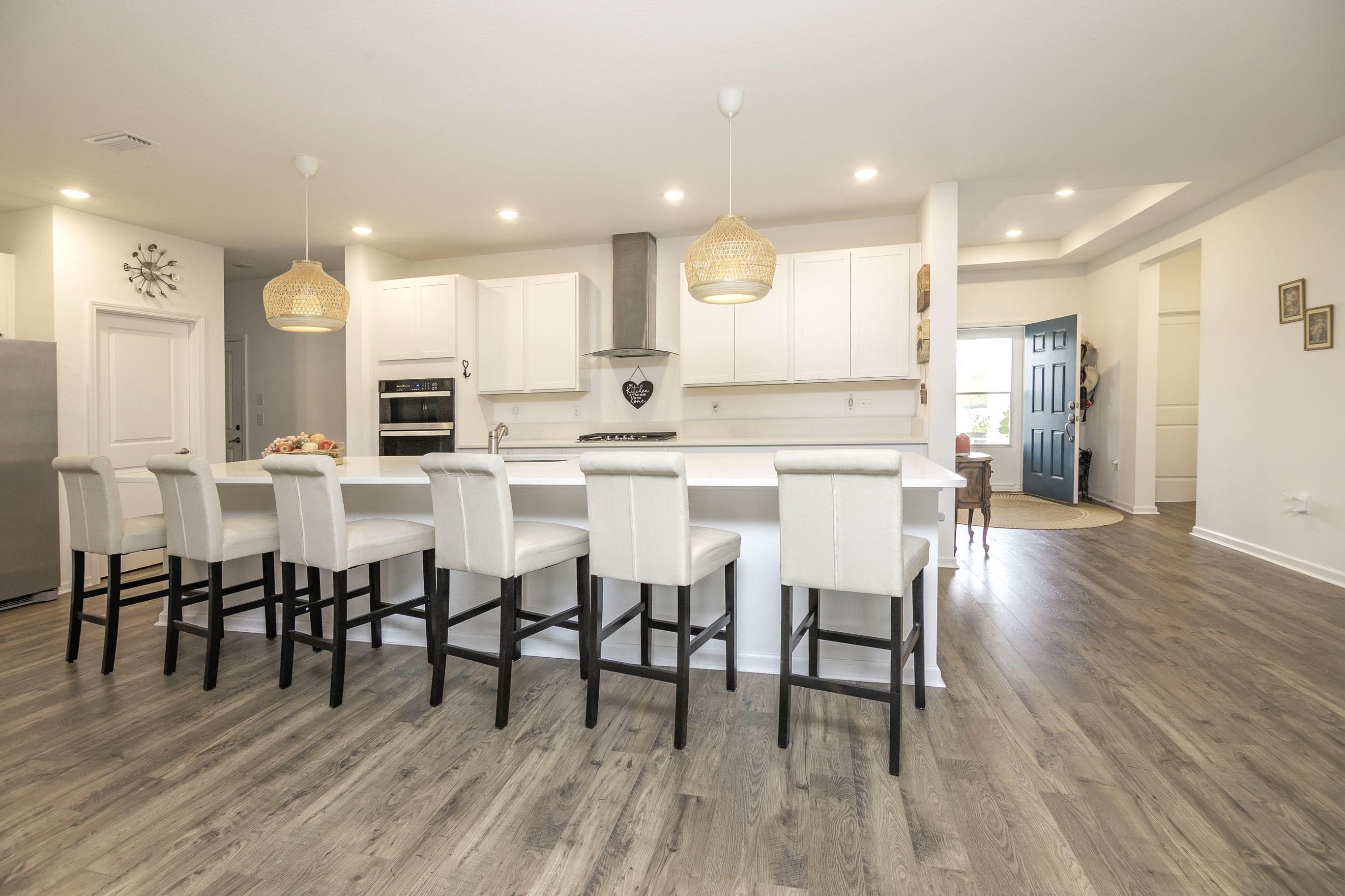 Image 19 of 56 For 62 Reverie Dr N