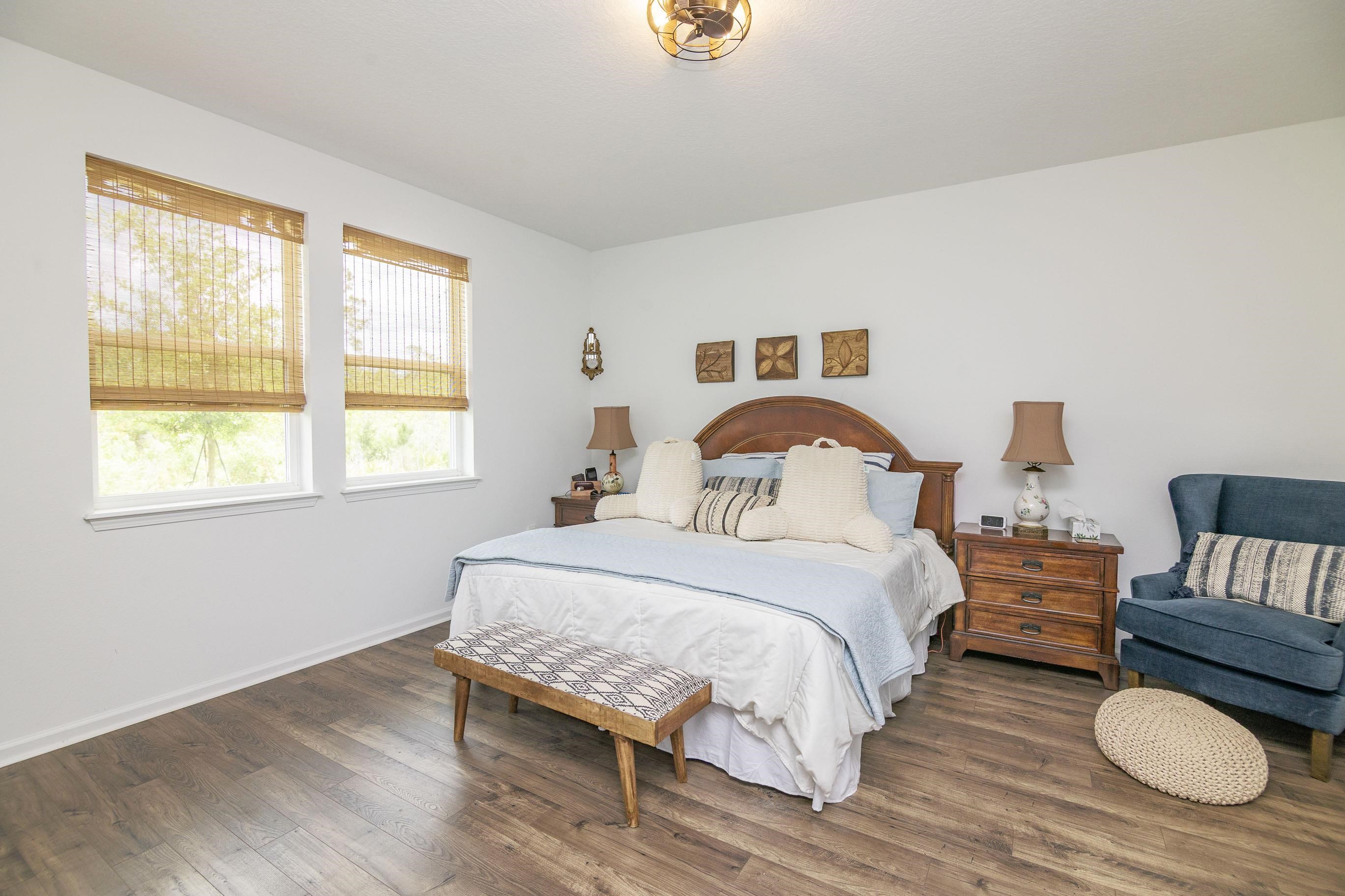 Image 24 of 56 For 62 Reverie Dr N