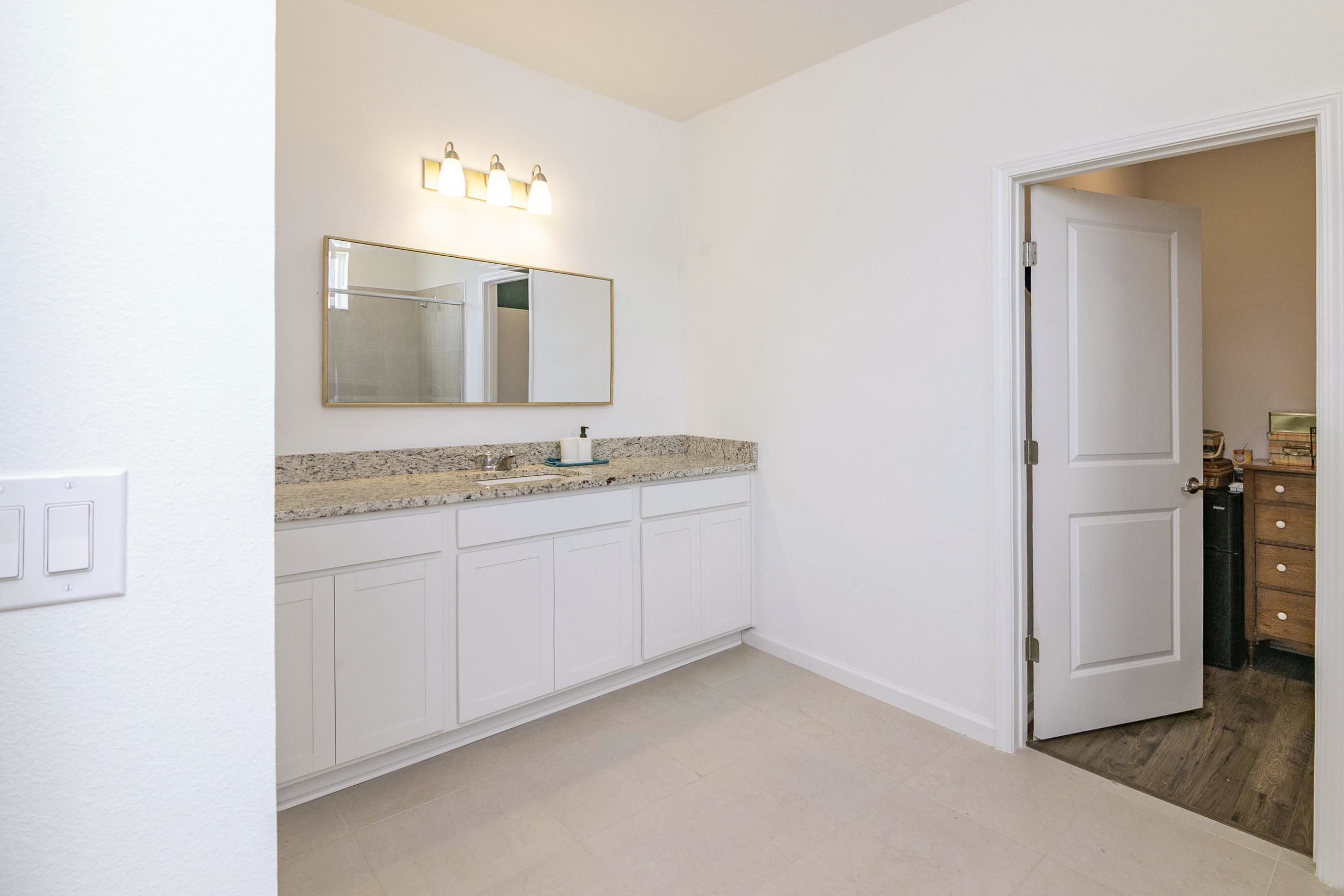 Image 33 of 56 For 62 Reverie Dr N