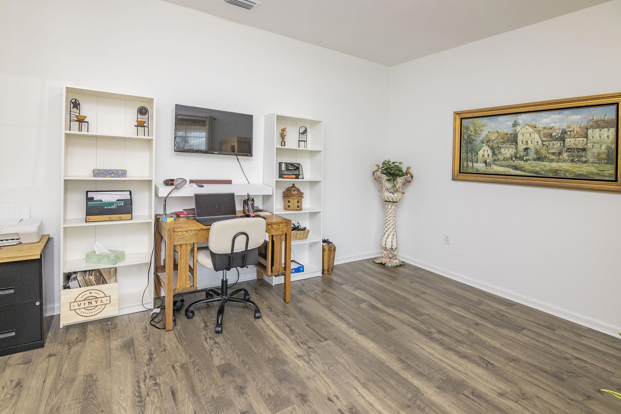 Image 40 of 56 For 62 Reverie Dr N