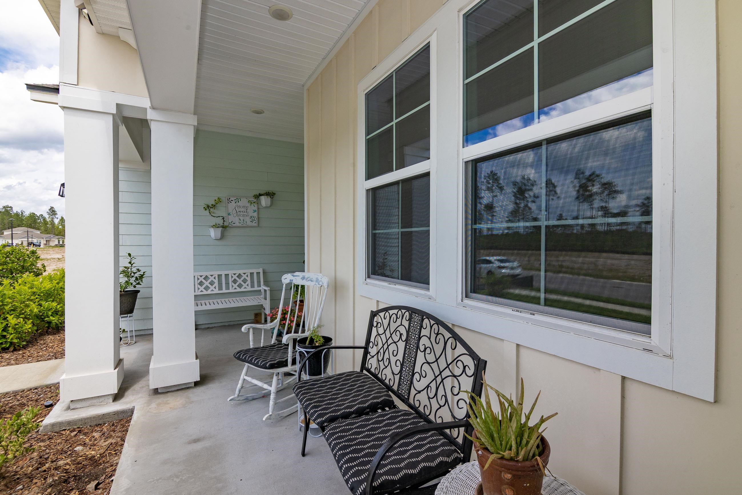 Image 7 of 56 For 62 Reverie Dr N