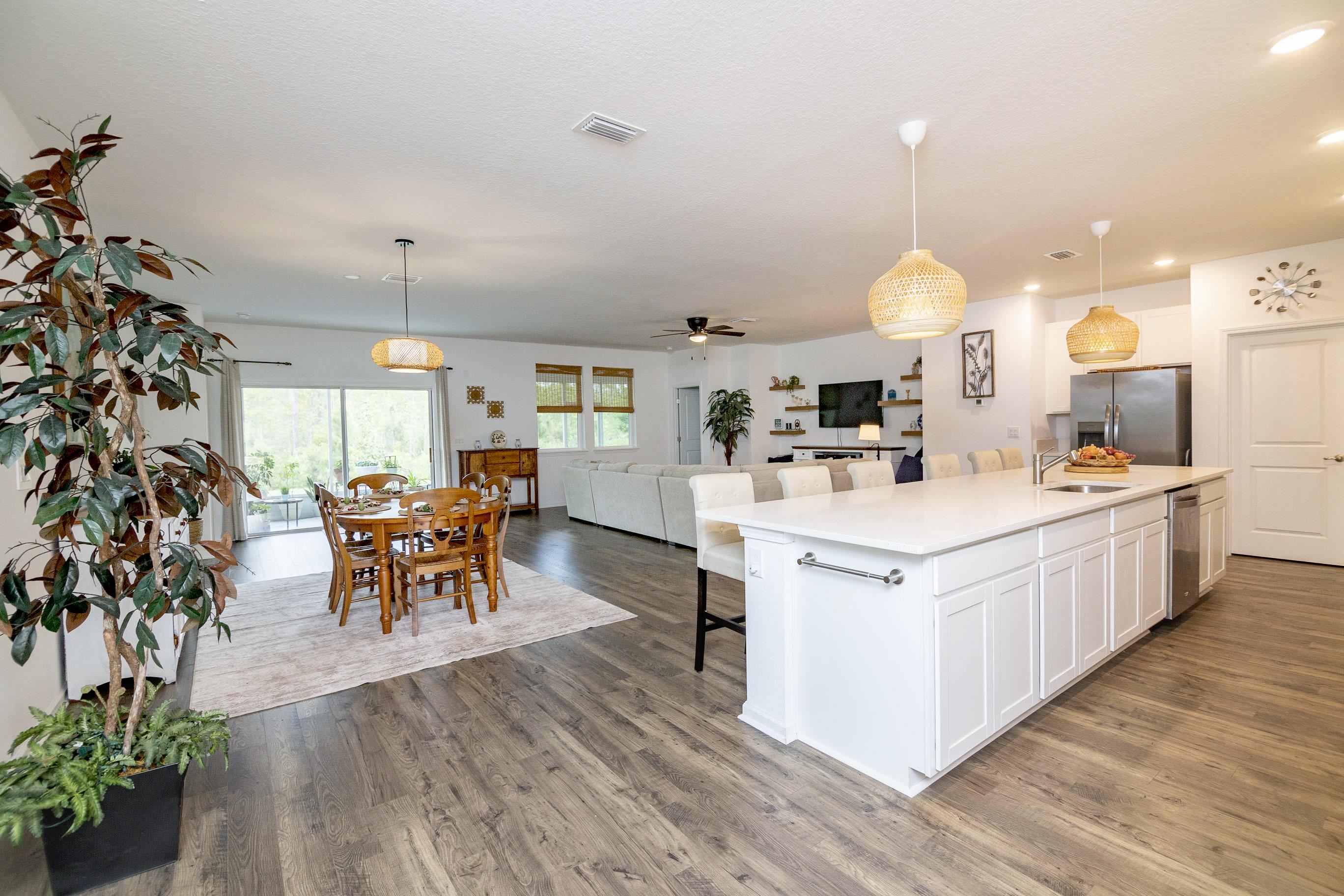 Image 9 of 56 For 62 Reverie Dr N